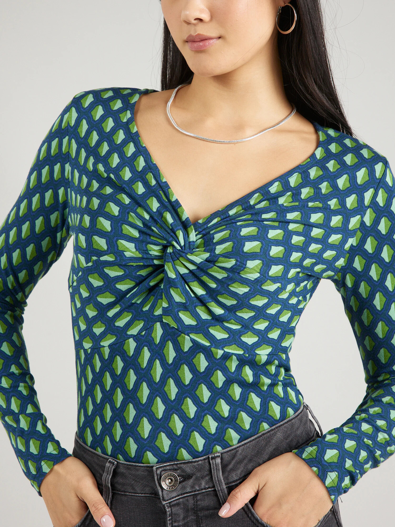 Blutsgeschwister Tricou 'Hot Knot' verde smarald / verde mentă - Pled.ro