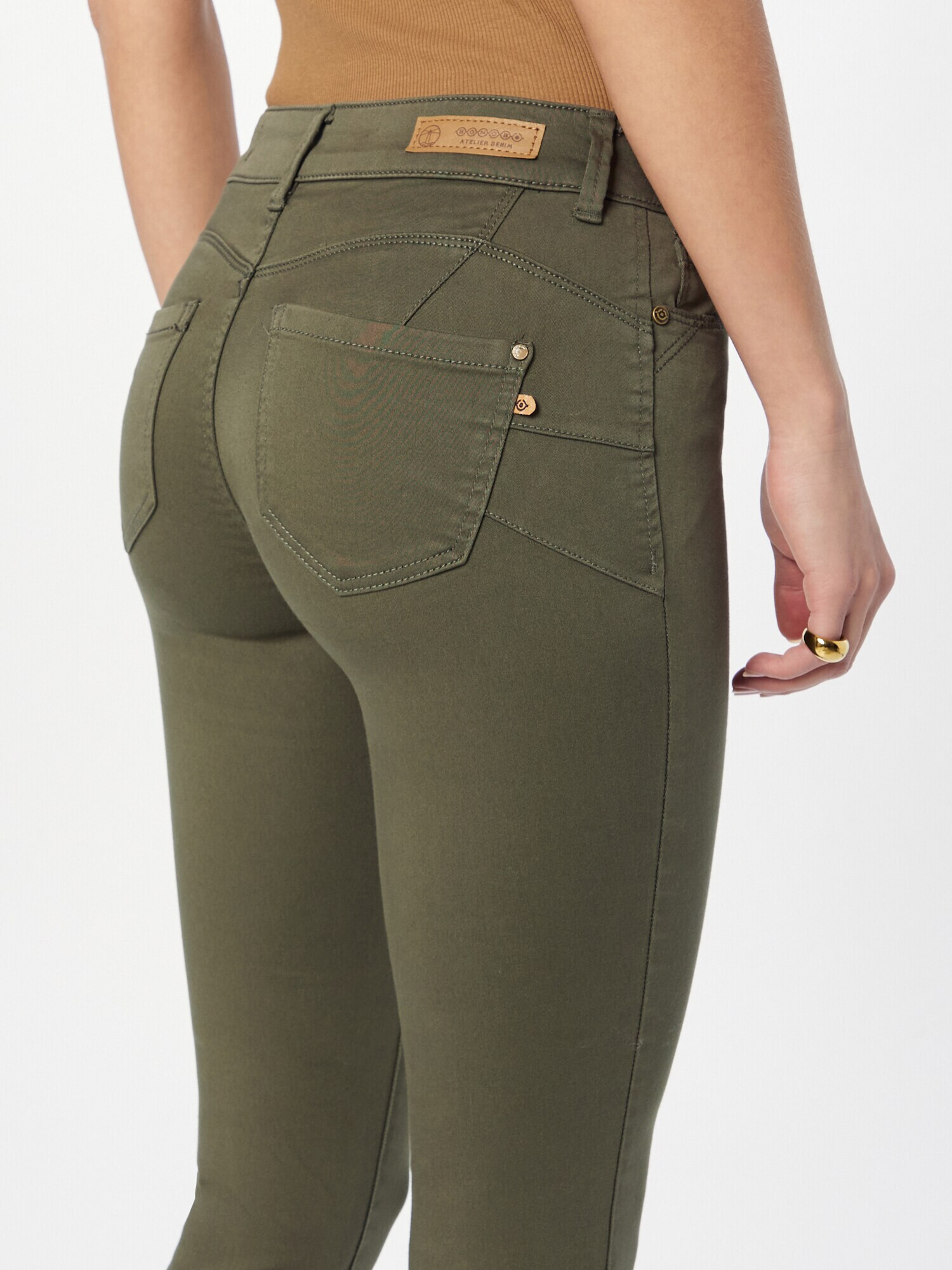 BONOBO Pantaloni oliv - Pled.ro