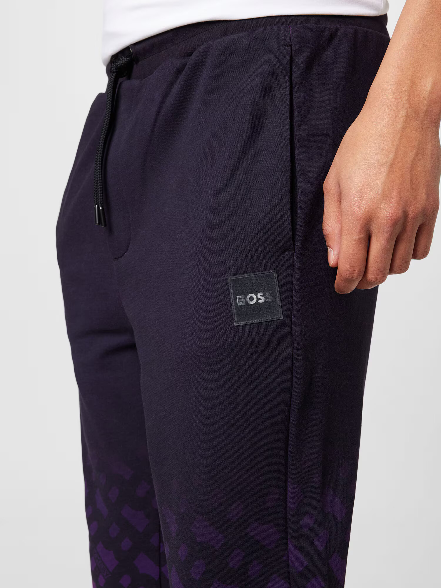 BOSS Black Pantaloni 'Khaby' lila / negru - Pled.ro