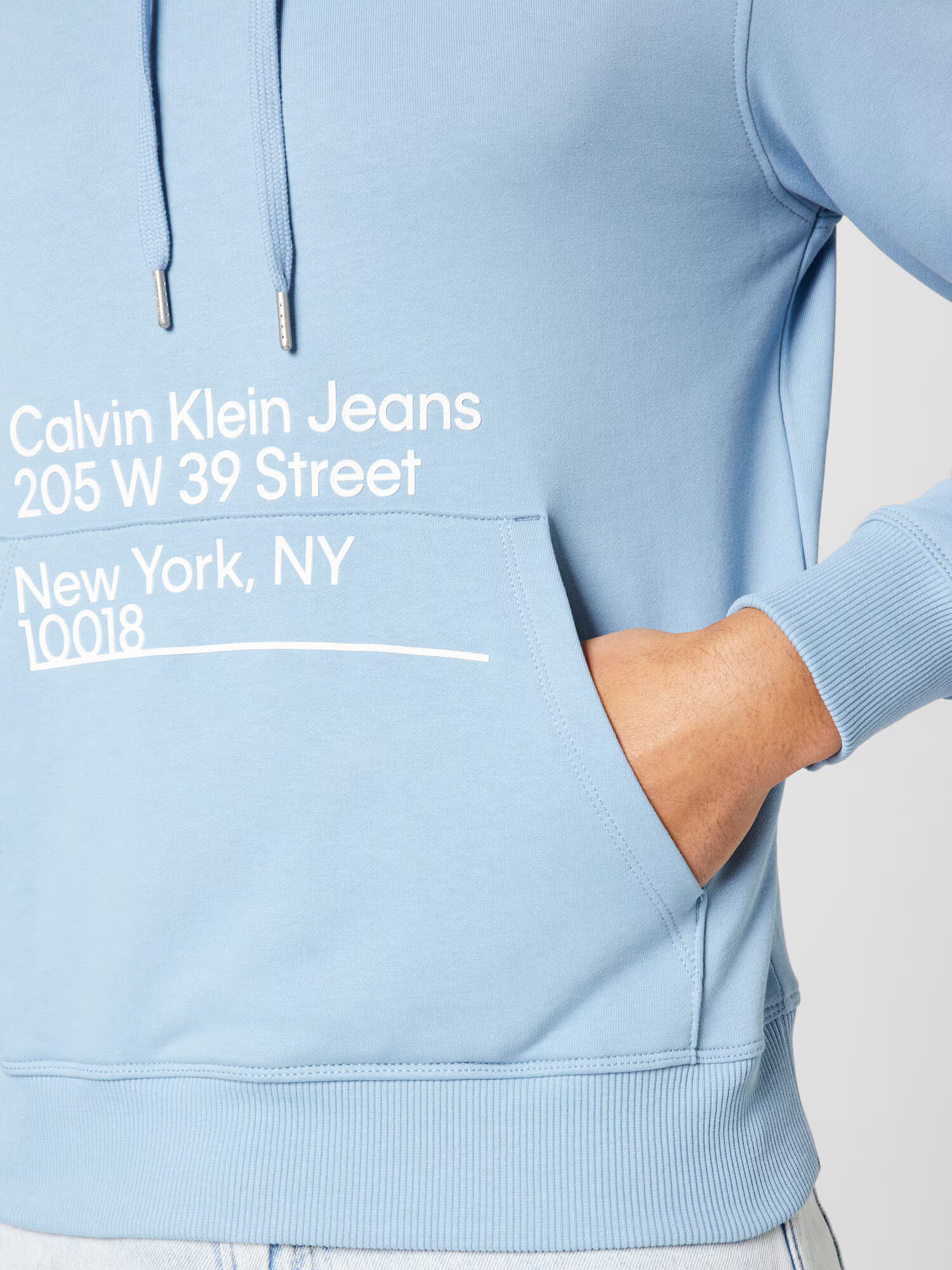 Calvin Klein Jeans Bluză de molton 'Address' albastru deschis / alb - Pled.ro