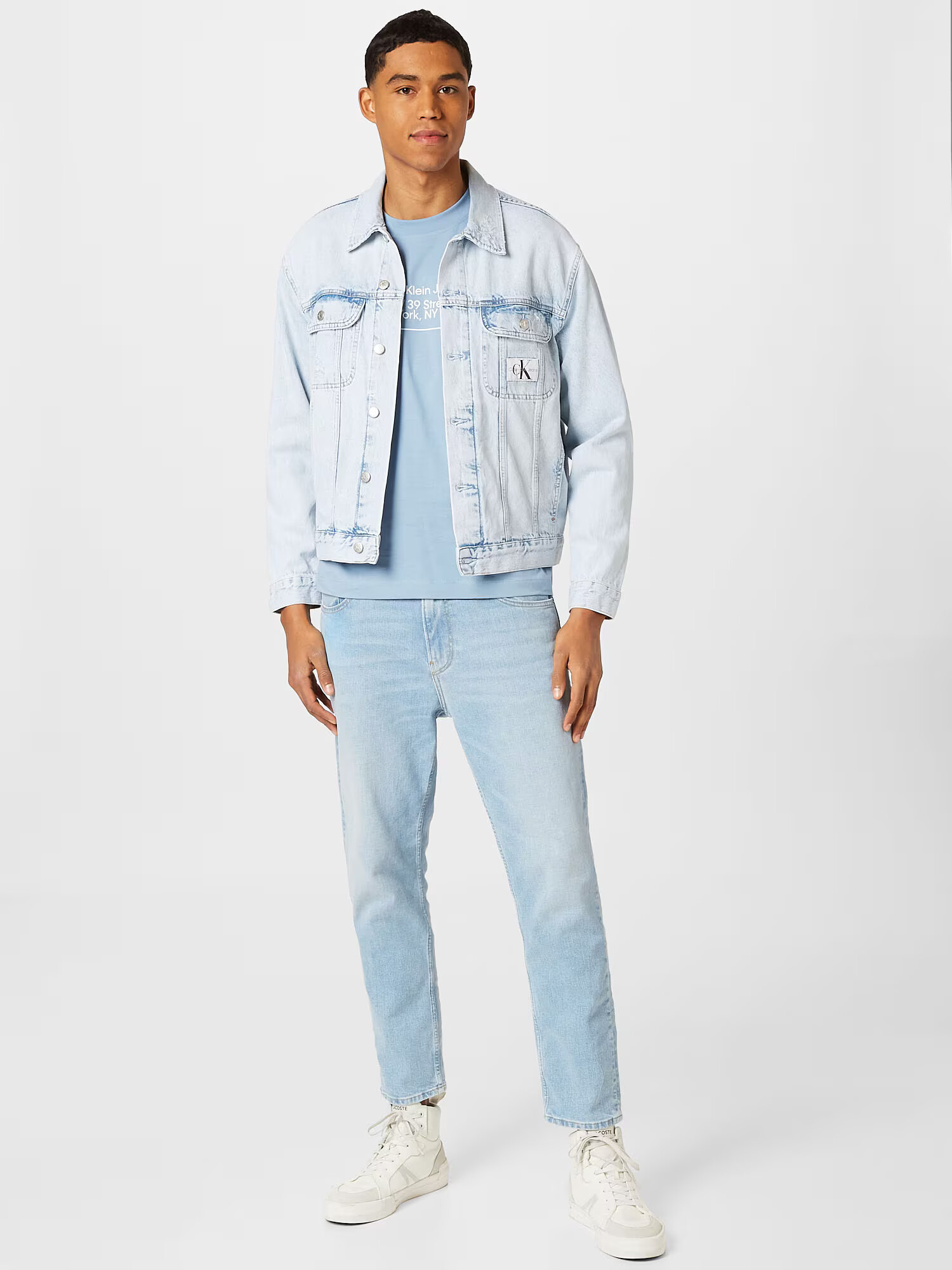 Calvin Klein Jeans Geacă de primăvară-toamnă albastru pastel - Pled.ro