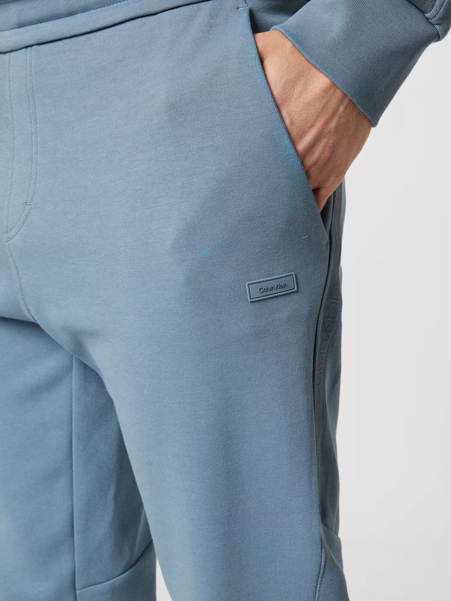 Calvin Klein Pantaloni - Pled.ro