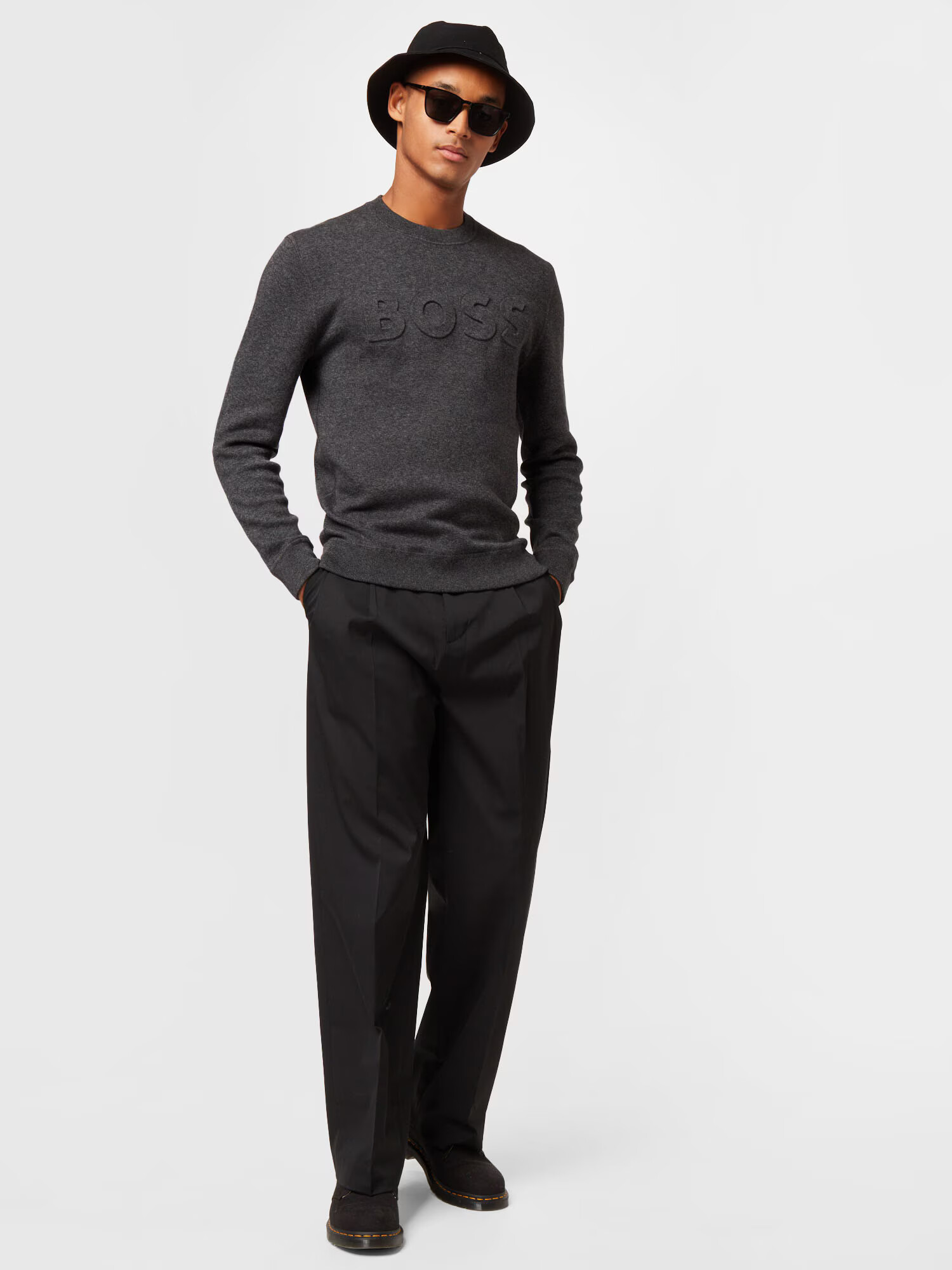 Calvin Klein Pantaloni cutați negru - Pled.ro