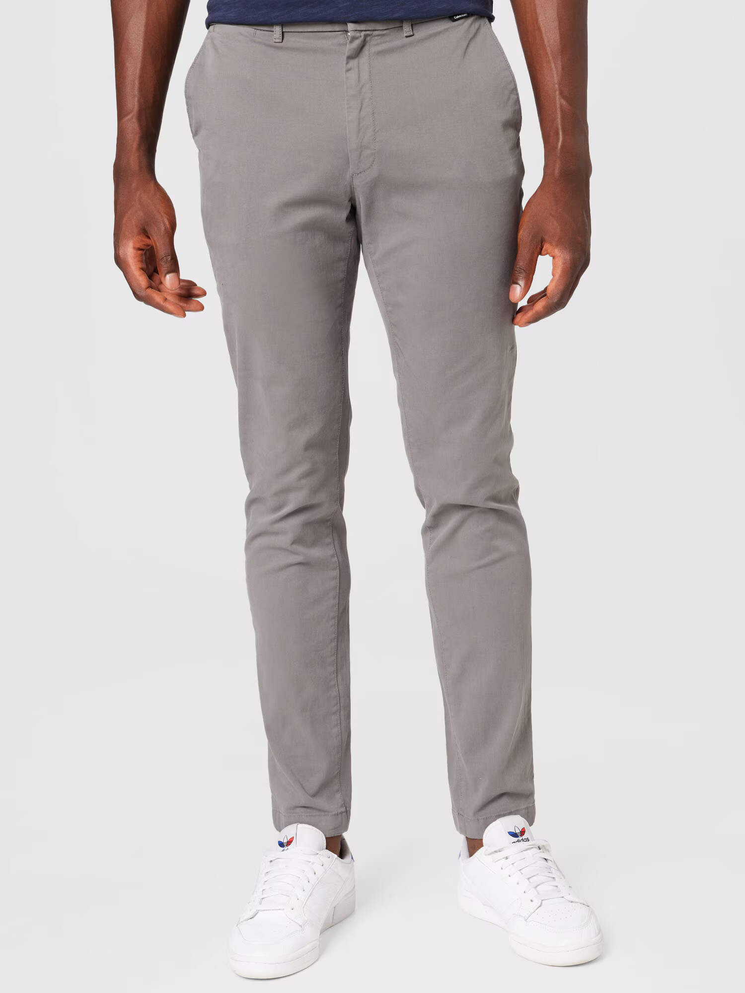 Calvin Klein Pantaloni eleganți gri - Pled.ro