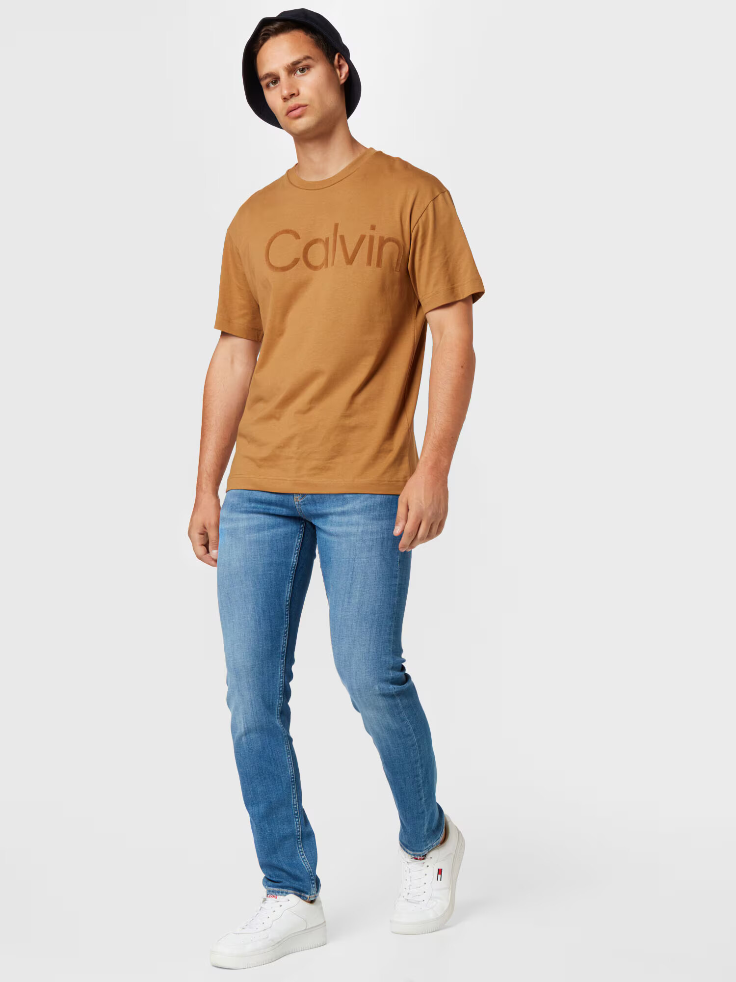 Calvin Klein Tricou maro cămilă - Pled.ro