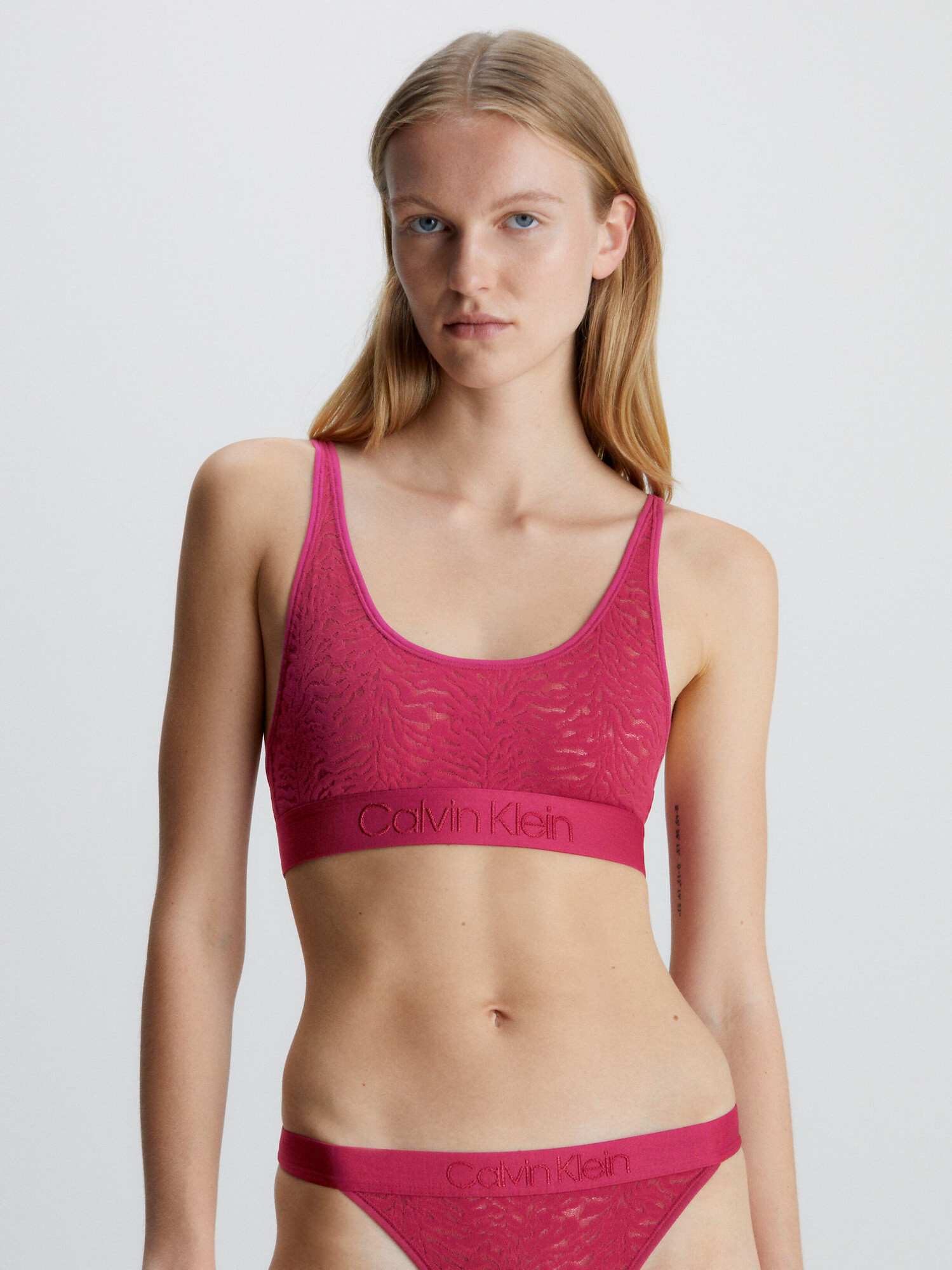 Calvin Klein Underwear Sutien 'Intrinsic' magenta - Pled.ro