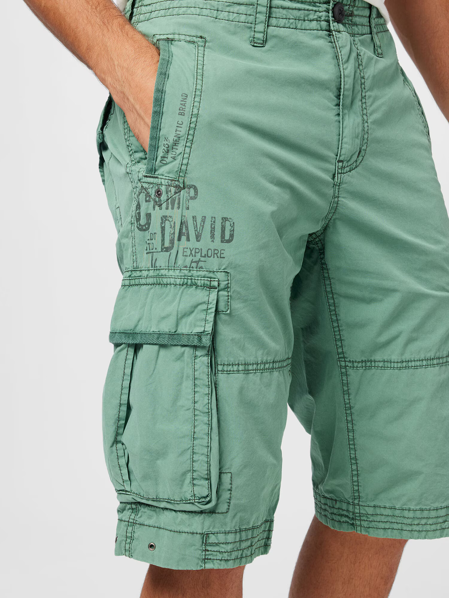 CAMP DAVID Pantaloni cu buzunare verde măr - Pled.ro