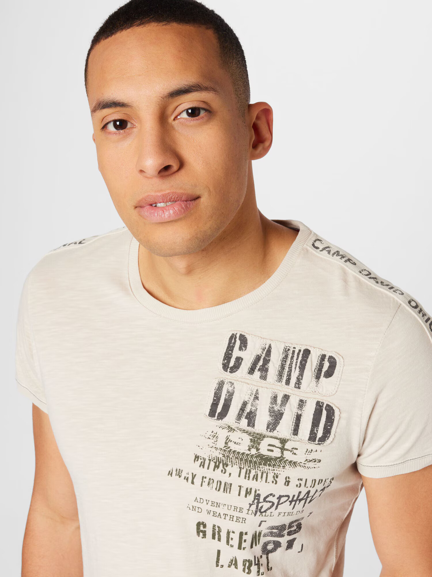 CAMP DAVID Tricou ecru / gri închis / oliv - Pled.ro