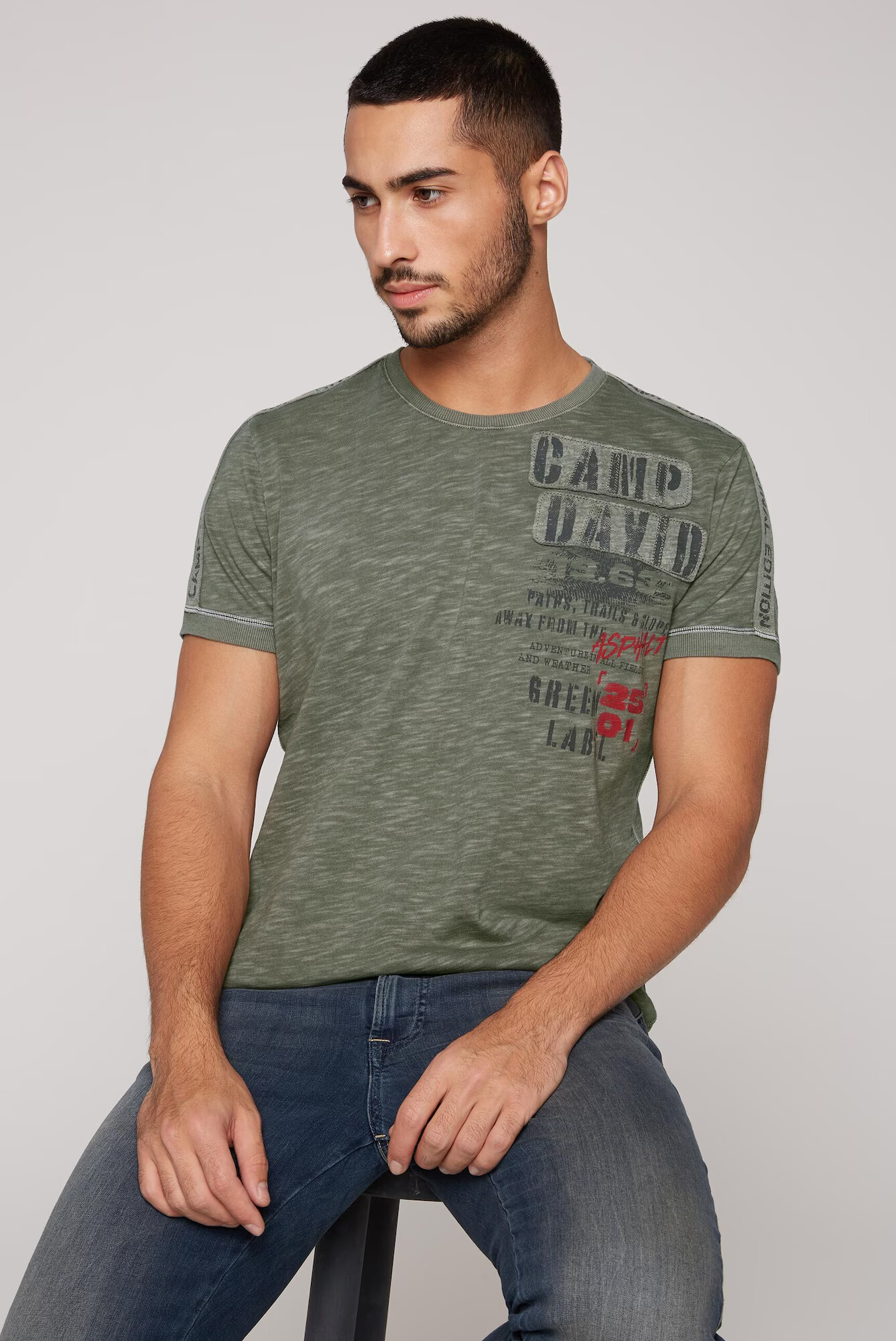 CAMP DAVID Tricou gri / kaki / roșu / negru - Pled.ro