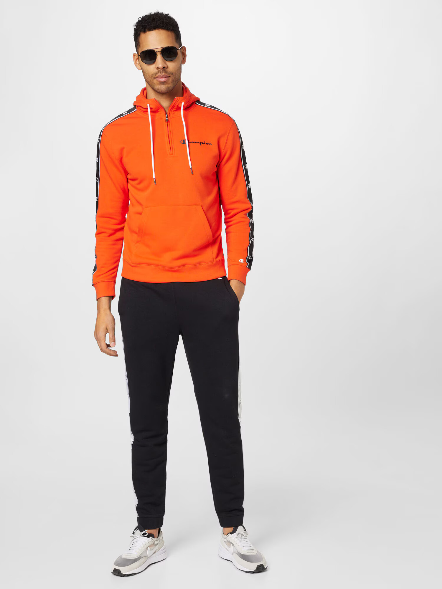 Champion Authentic Athletic Apparel Pantaloni roșu / negru / alb - Pled.ro