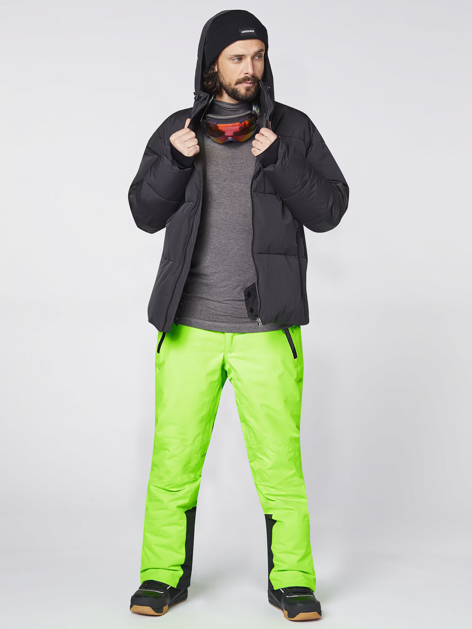 CHIEMSEE Pantaloni outdoor 'Taos' verde jad / verde neon / negru - Pled.ro