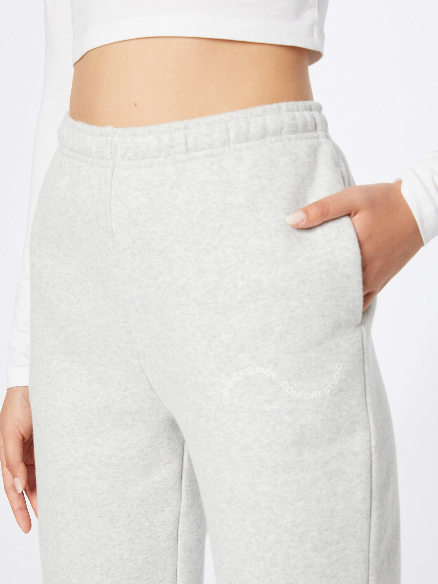 Comfort Studio by Catwalk Junkie Pantaloni gri deschis - Pled.ro