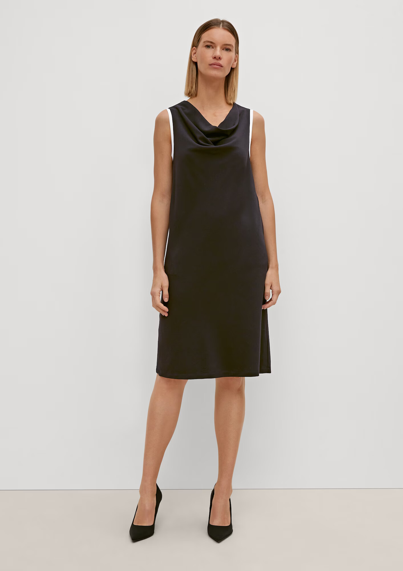 COMMA Rochie negru - Pled.ro