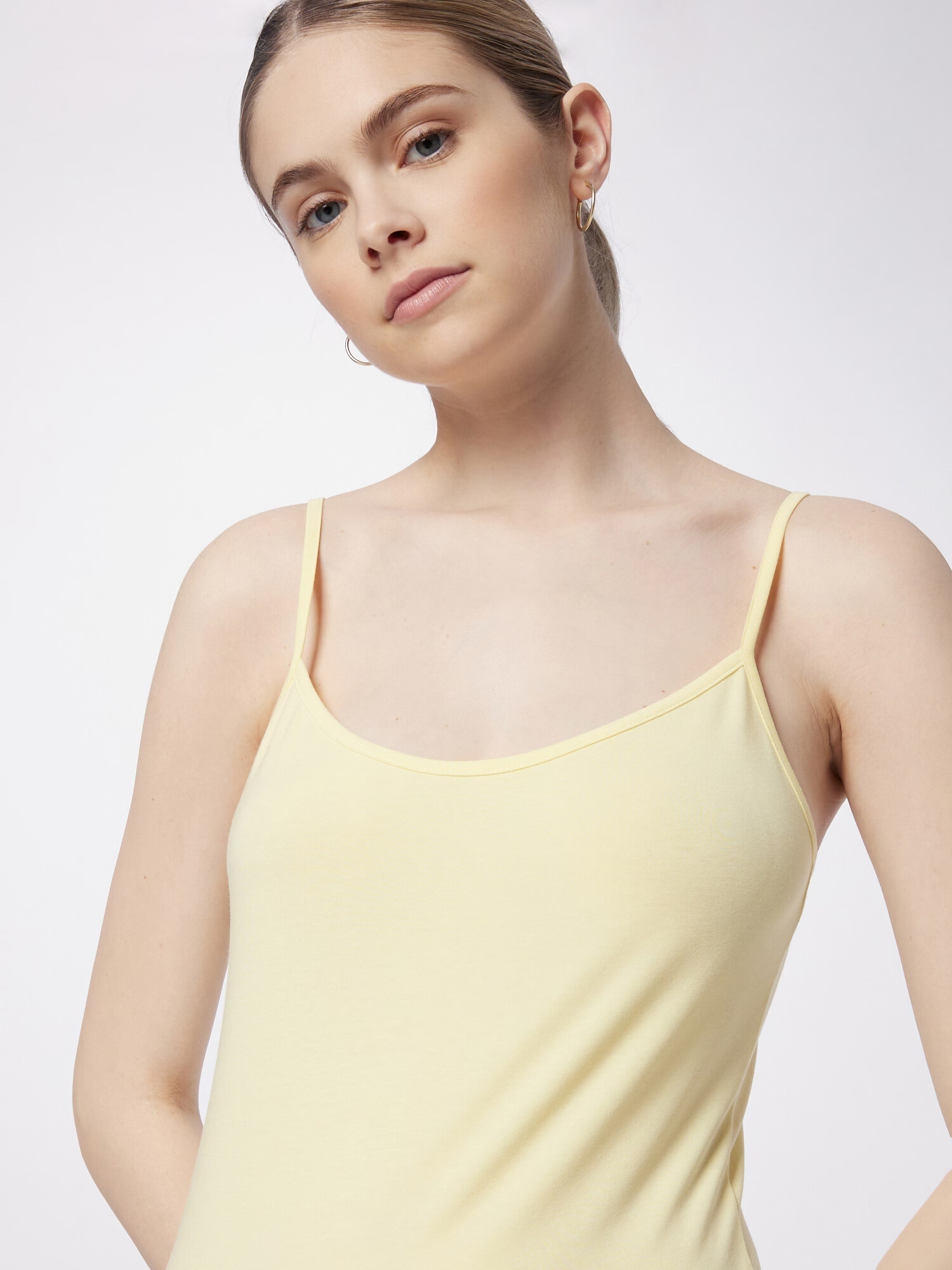 COMMA Top galben pastel - Pled.ro