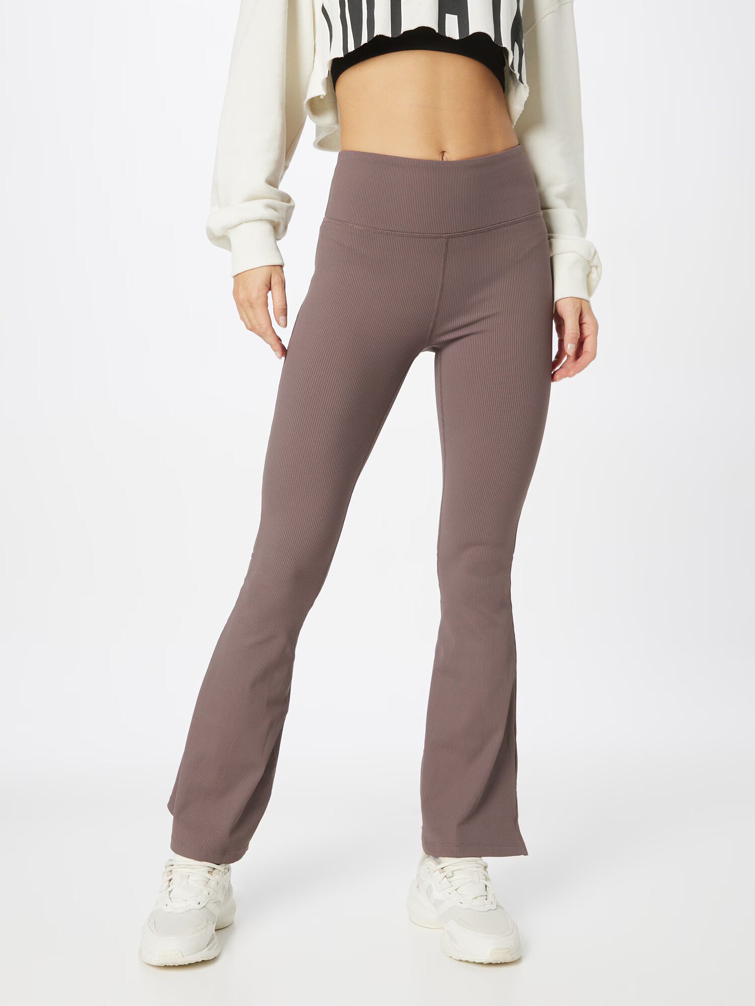 Cotton On Pantaloni sport sepie - Pled.ro