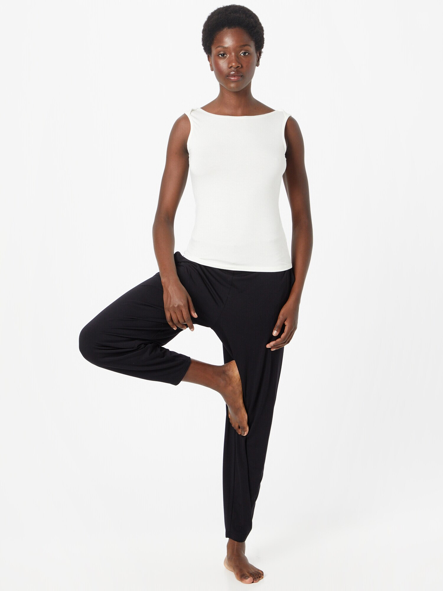 CURARE Yogawear Sport top 'Flow' alb - Pled.ro