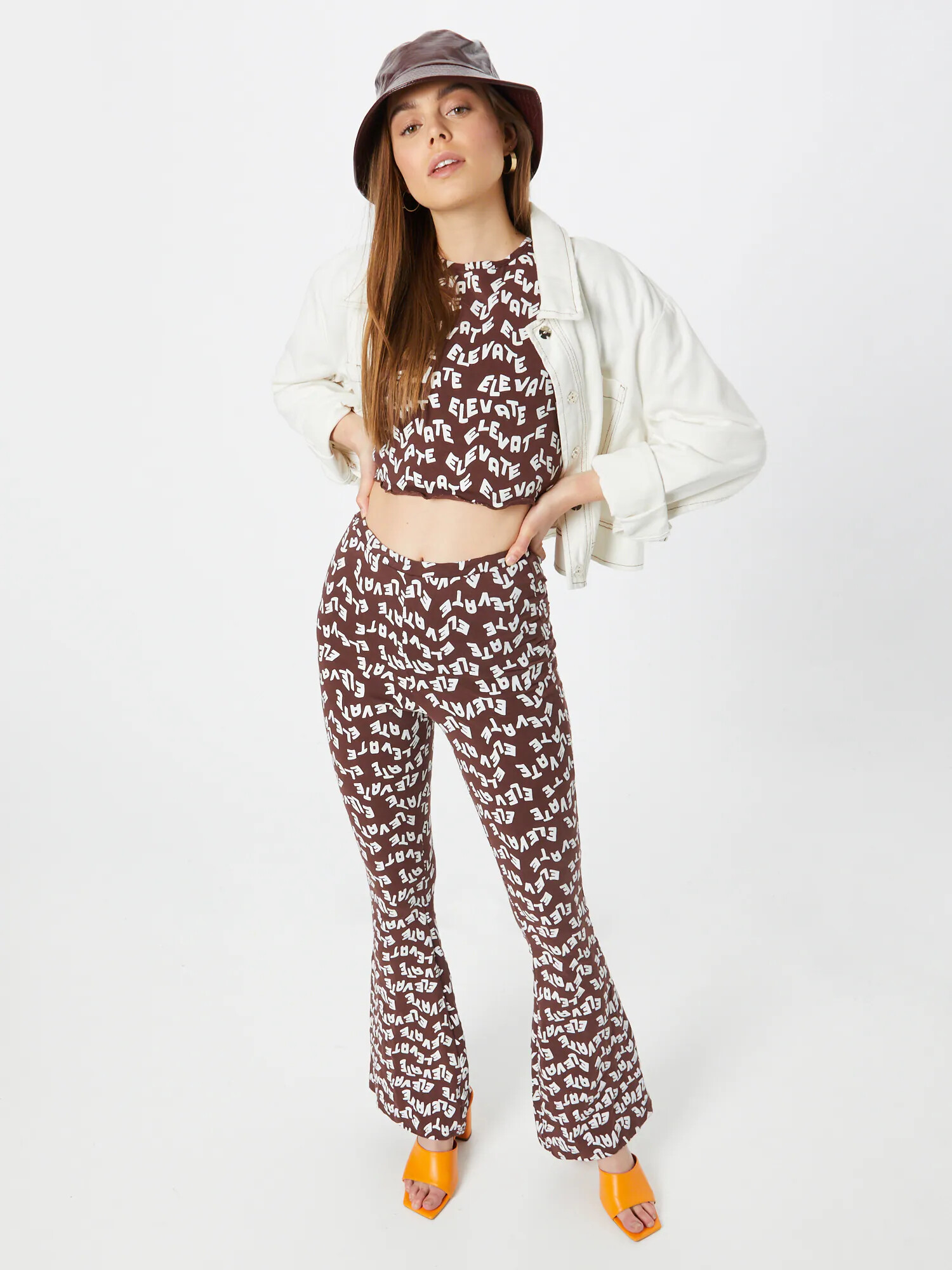 Daisy Street Pantaloni 'BECKY' ciocolatiu / alb - Pled.ro