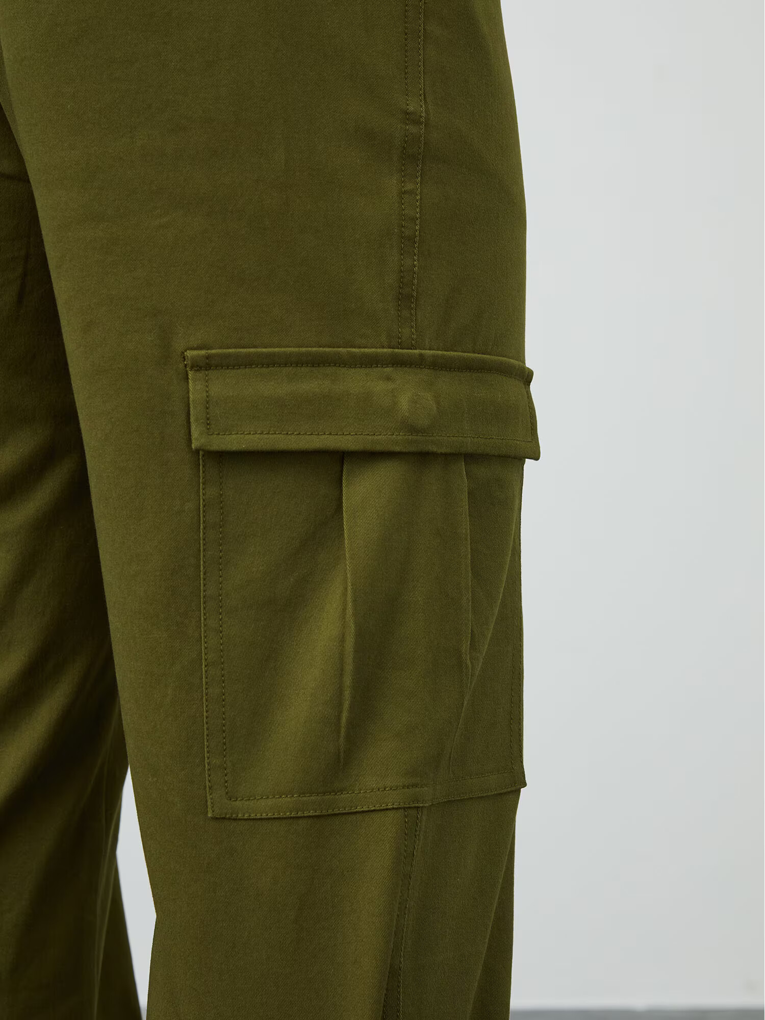 DAN FOX APPAREL Pantaloni cu buzunare 'Damon' kaki - Pled.ro