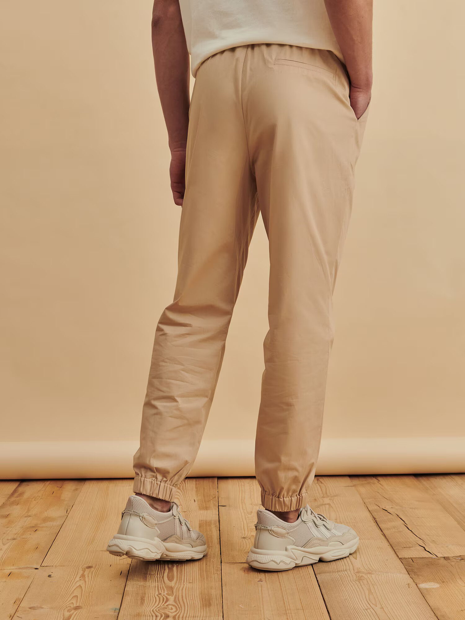 DAN FOX APPAREL Pantaloni 'Julian' bej - Pled.ro