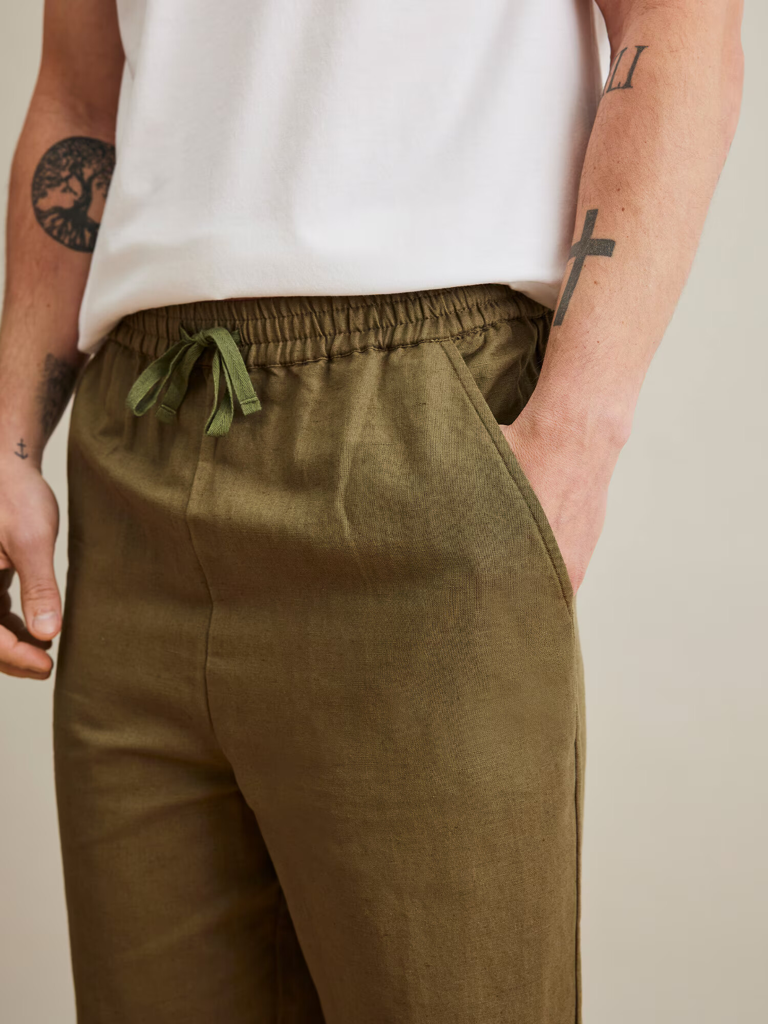 DAN FOX APPAREL Pantaloni 'Luca' kaki - Pled.ro