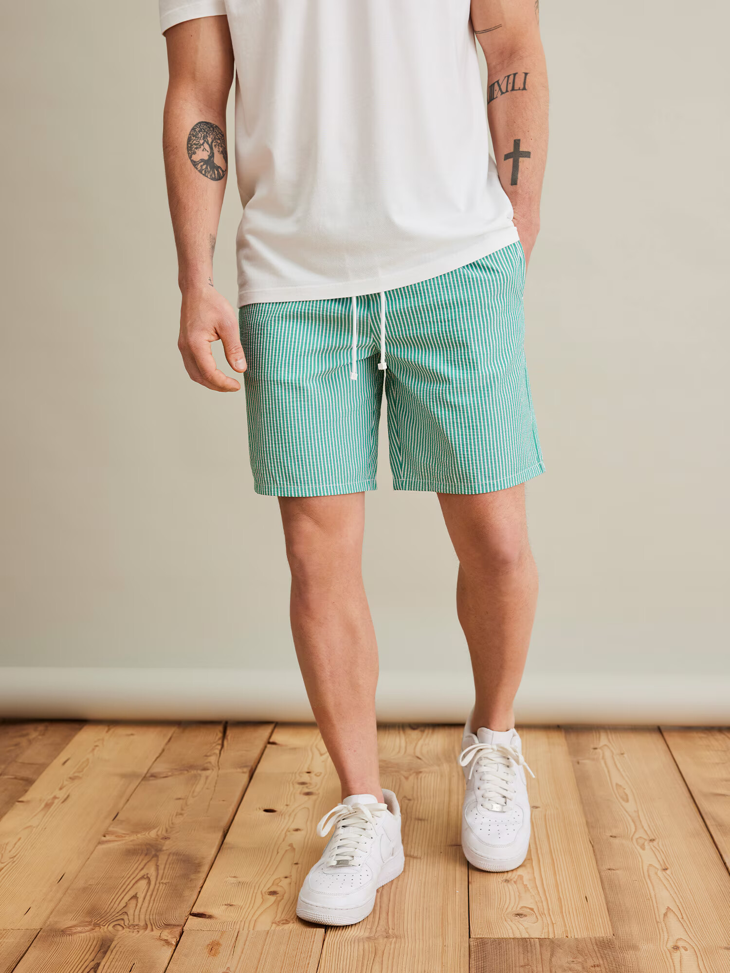 DAN FOX APPAREL Pantaloni 'Nino' verde / alb - Pled.ro