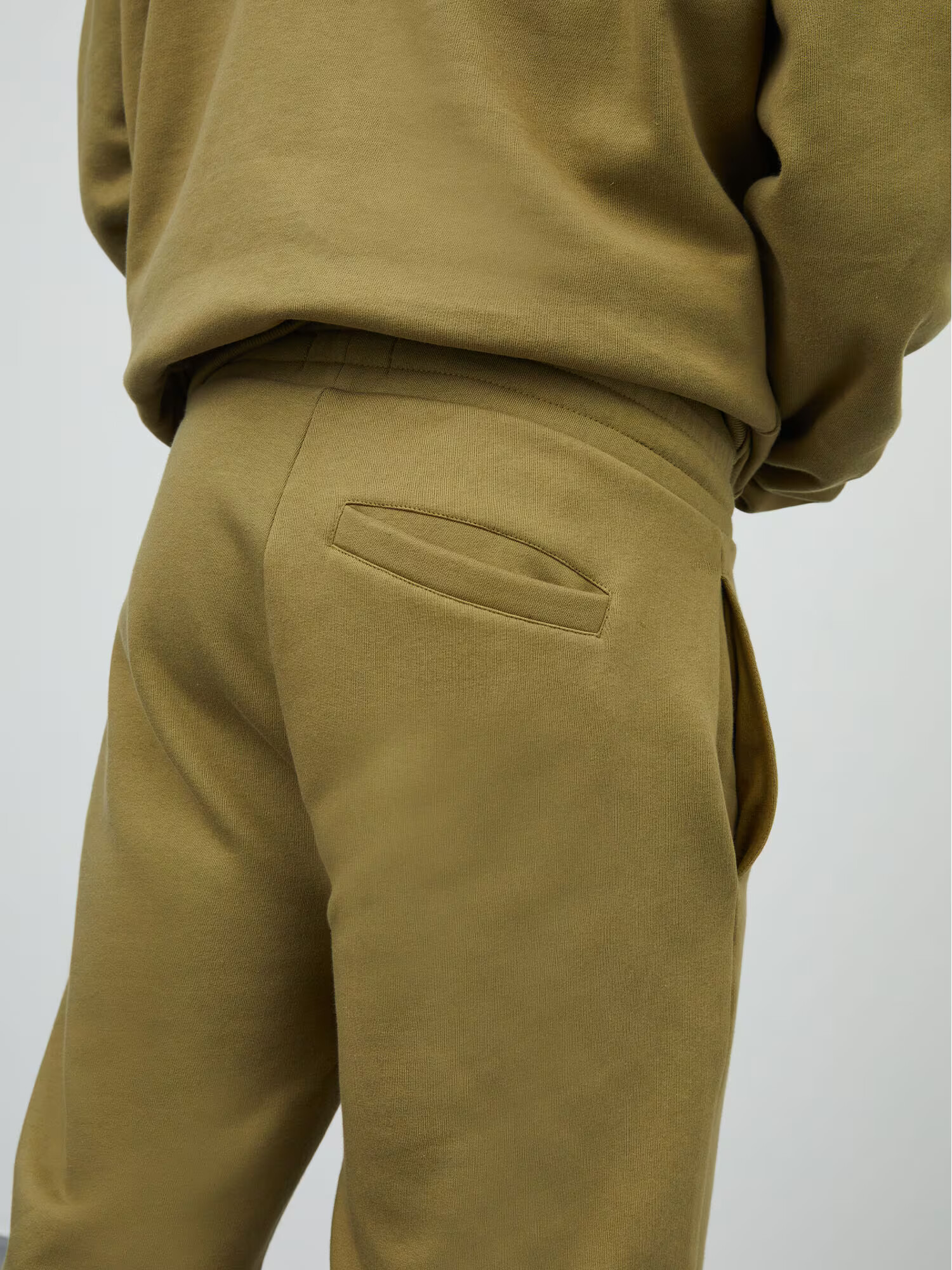 DAN FOX APPAREL Pantaloni 'Tino' kaki - Pled.ro