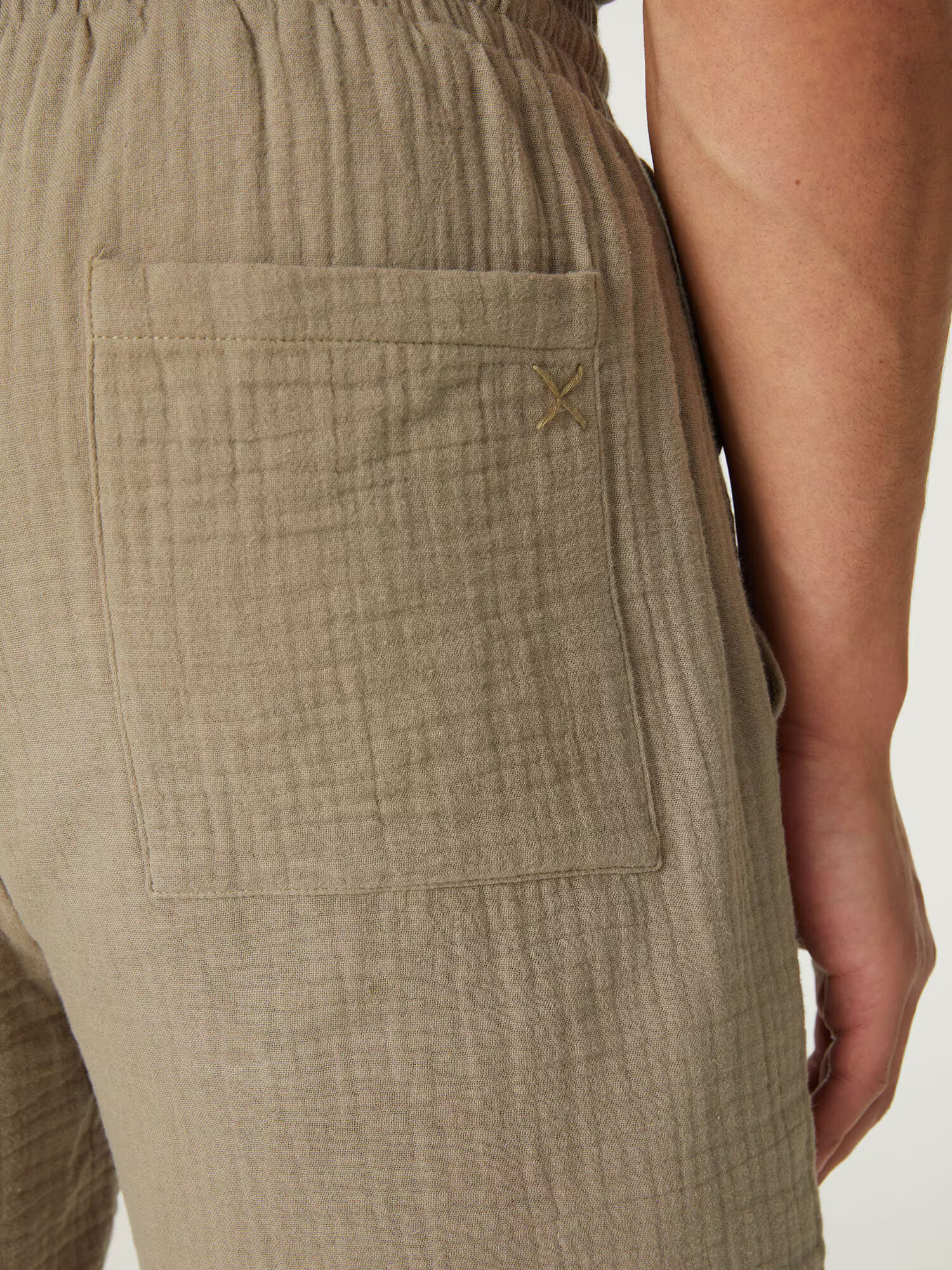 DAN FOX APPAREL Pantaloni 'Yasin' gri taupe - Pled.ro