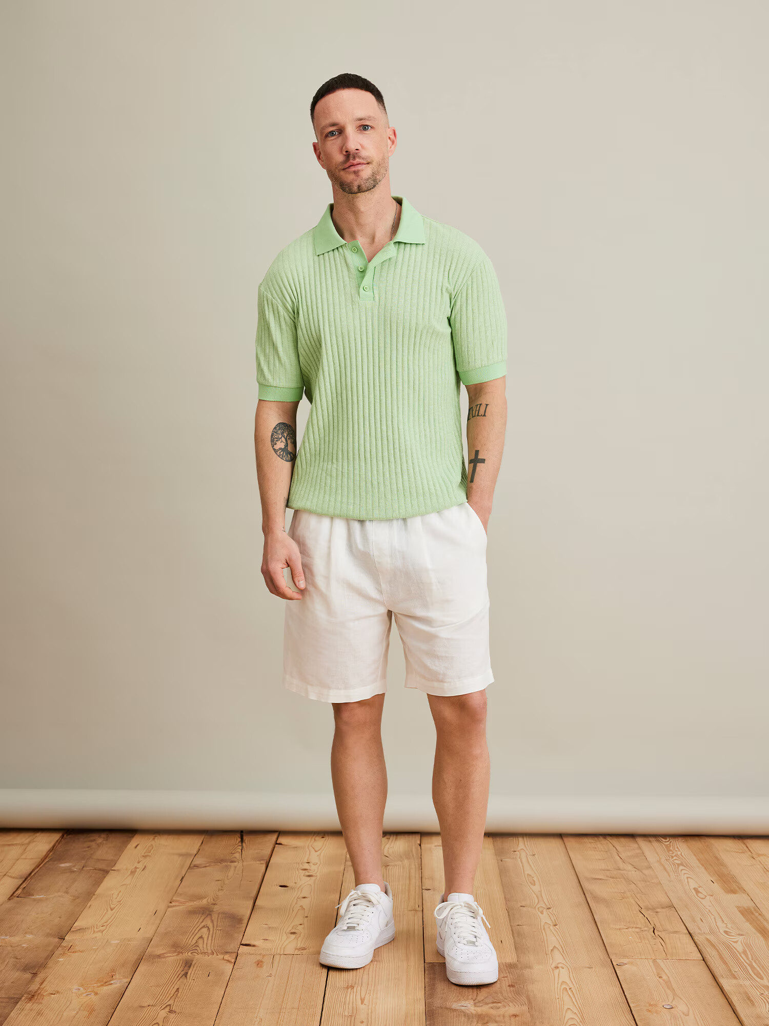 DAN FOX APPAREL Tricou 'Enrico' verde deschis - Pled.ro