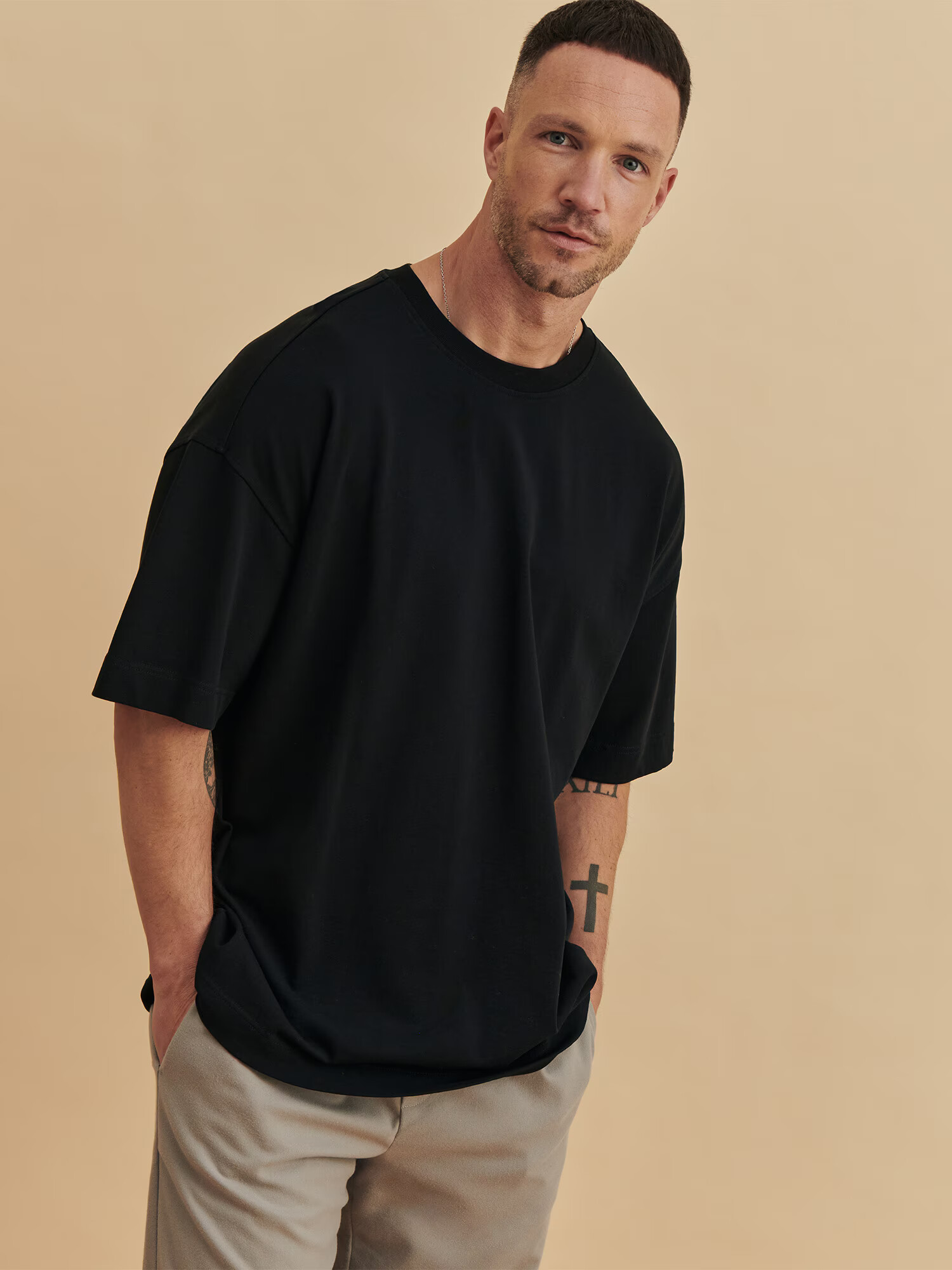 DAN FOX APPAREL Tricou 'Erik' negru - Pled.ro