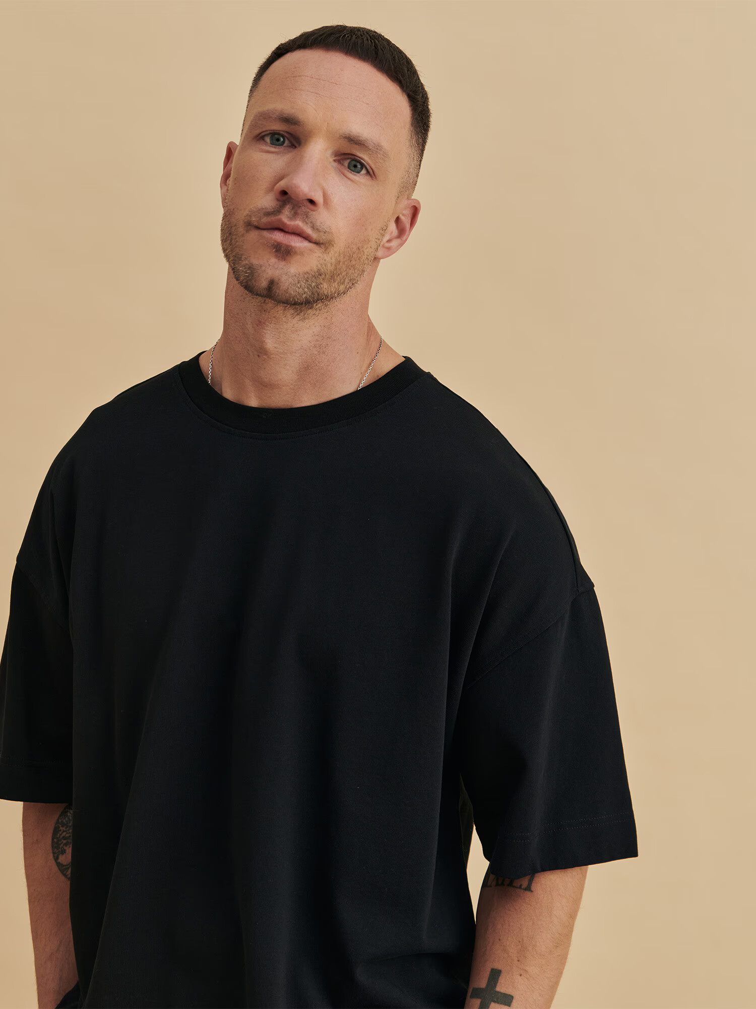 DAN FOX APPAREL Tricou 'Erik' negru - Pled.ro