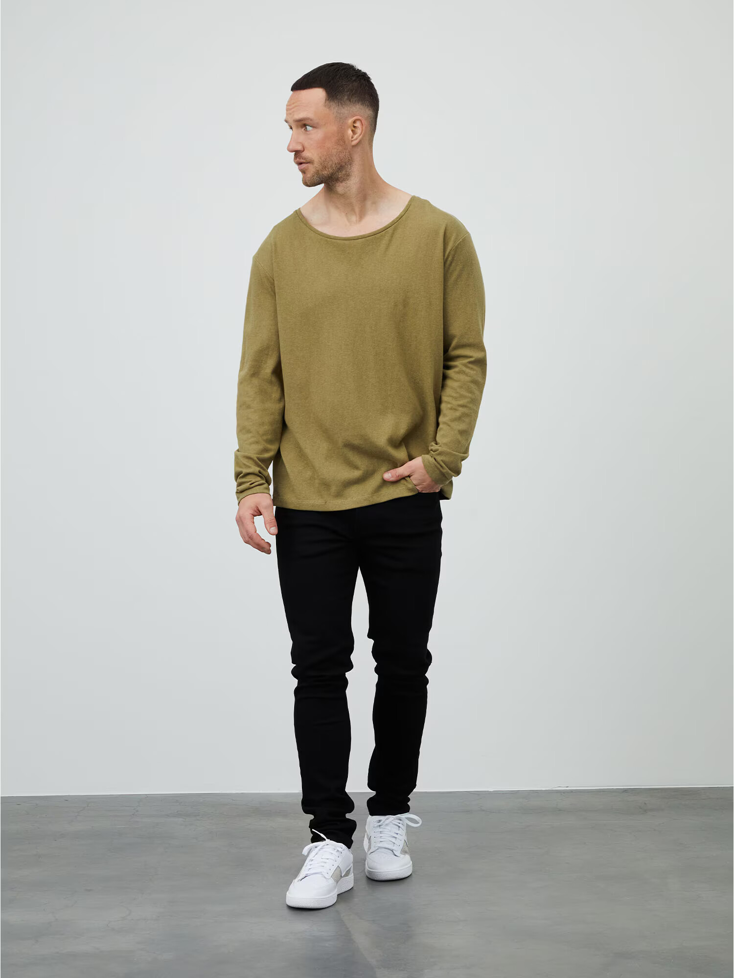 DAN FOX APPAREL Tricou 'Lino' kaki - Pled.ro