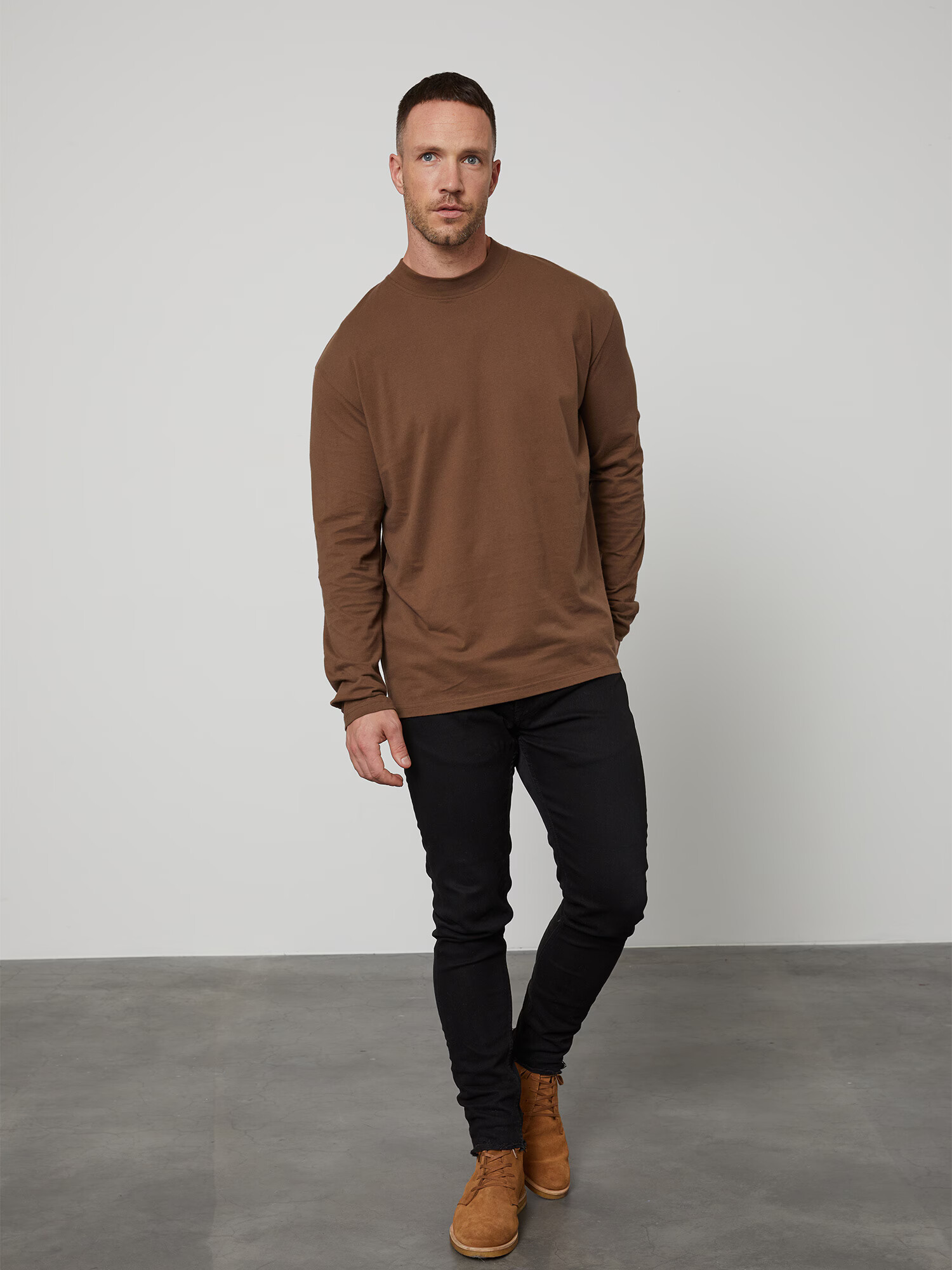 DAN FOX APPAREL Tricou 'Peer' maro - Pled.ro