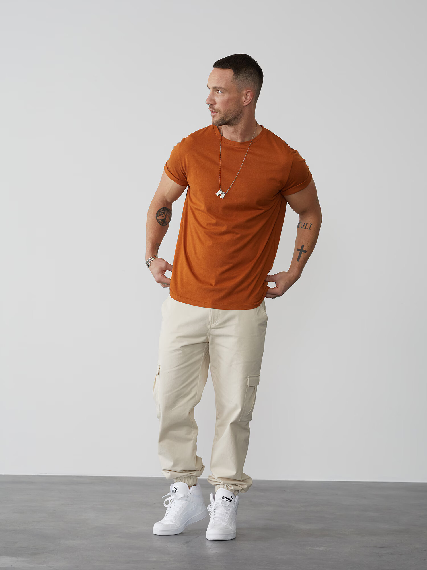 DAN FOX APPAREL Tricou 'Piet' maro coniac - Pled.ro