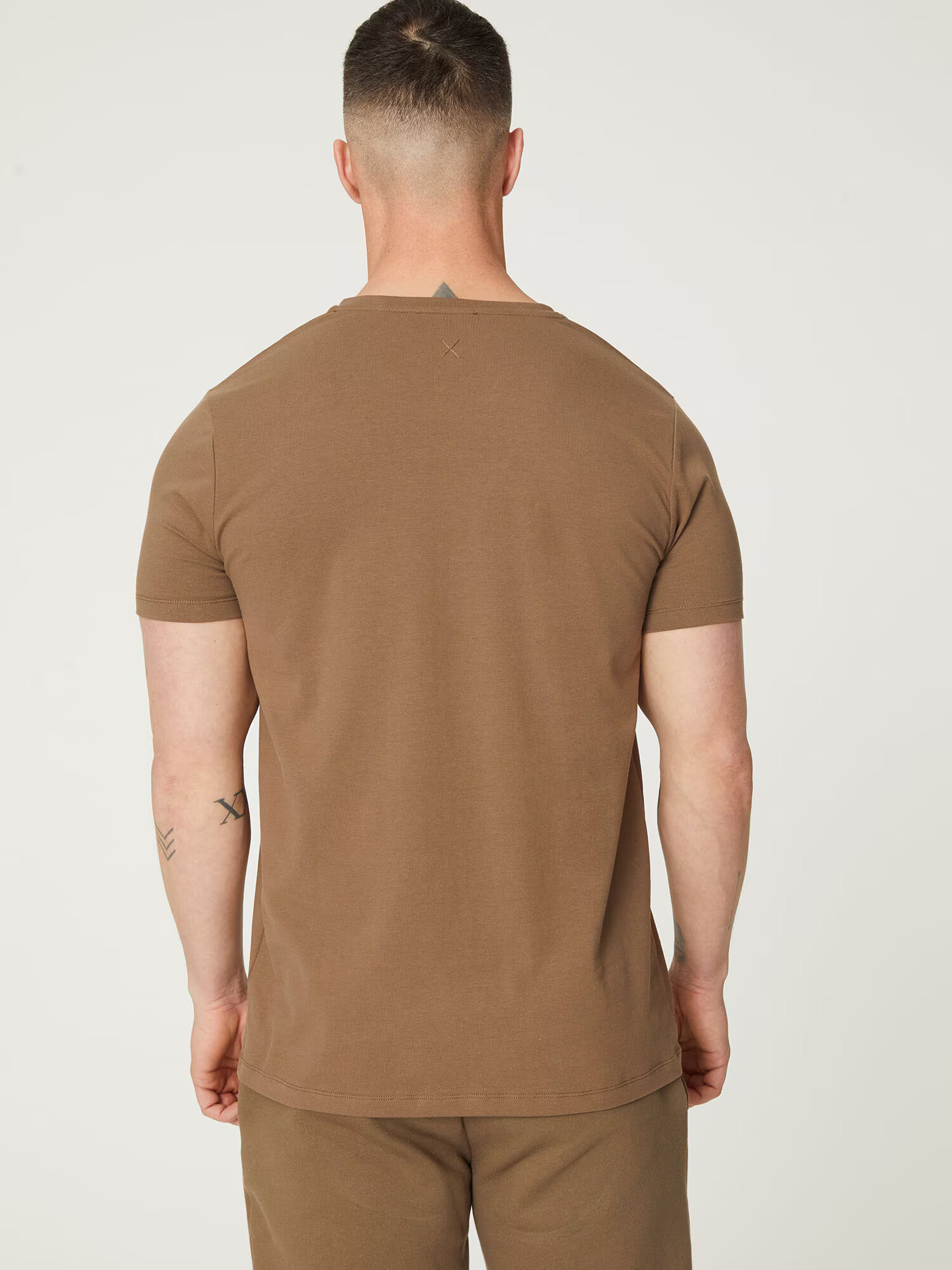 DAN FOX APPAREL Tricou 'Samuel' maro deschis - Pled.ro