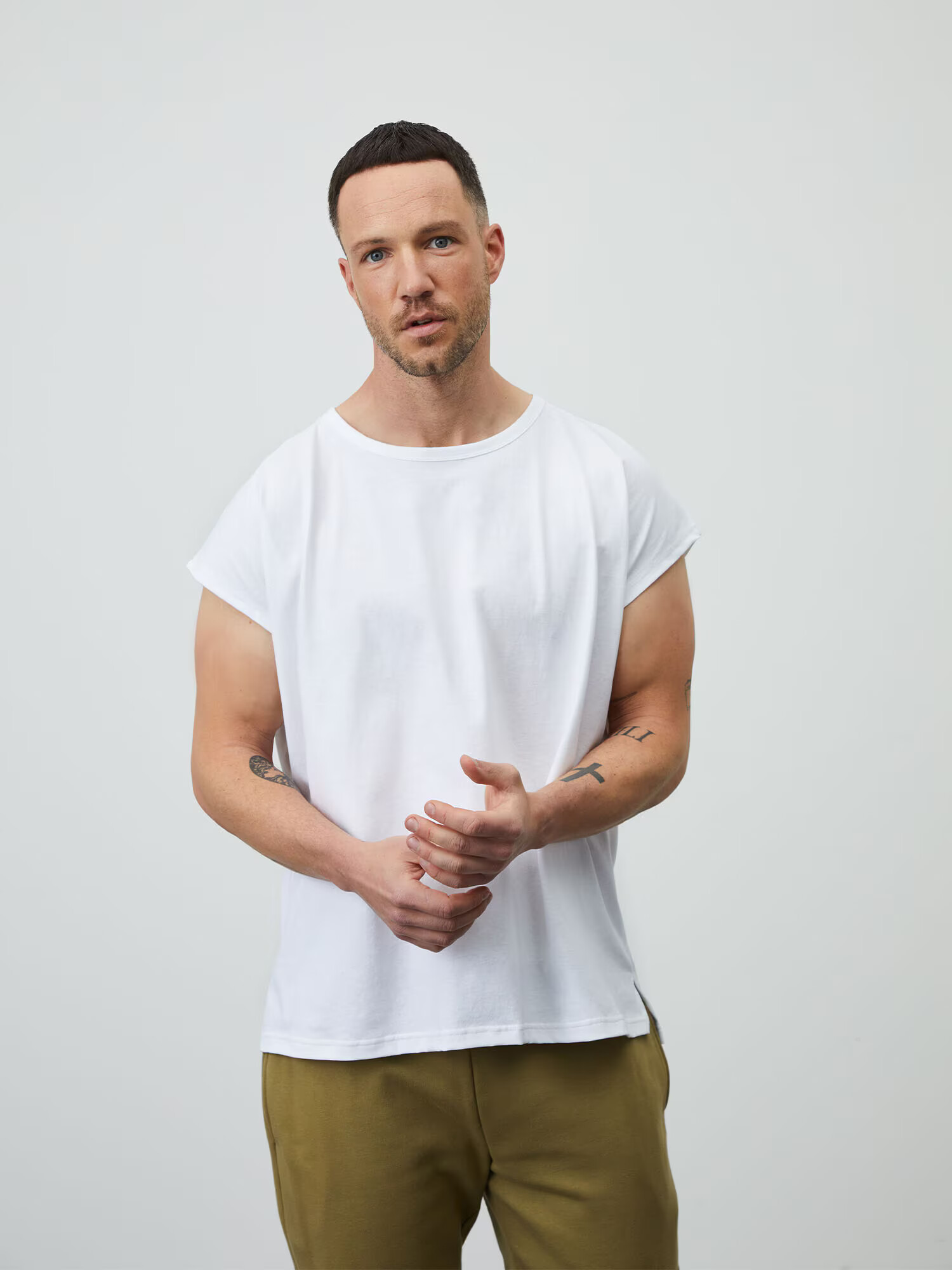 DAN FOX APPAREL Tricou 'Theo' alb - Pled.ro