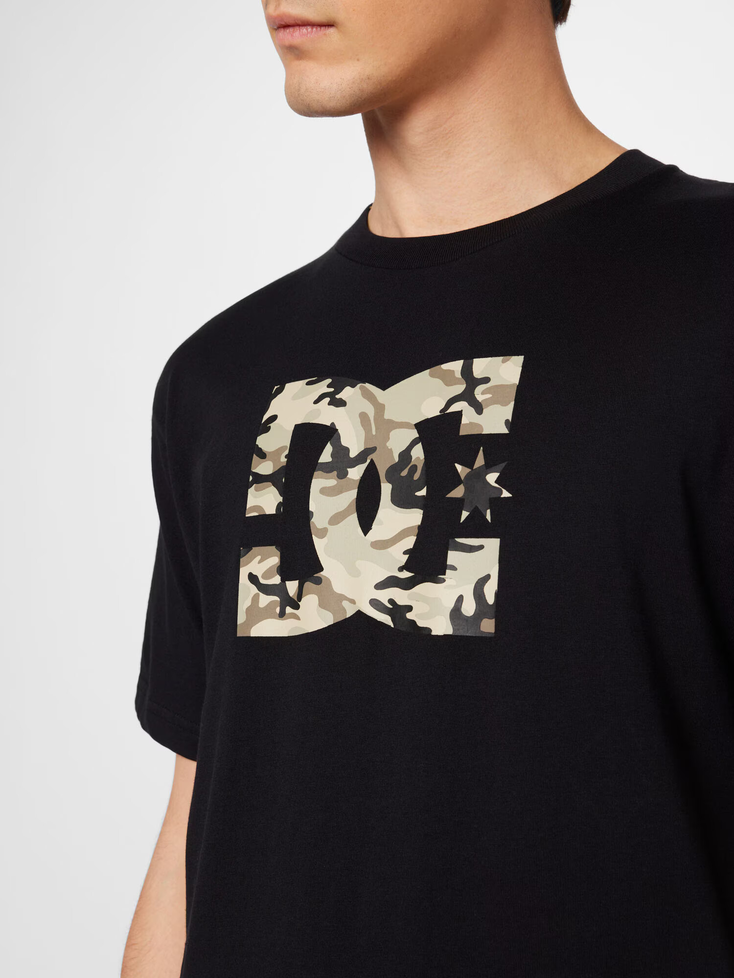 DC Shoes Tricou funcțional 'STAR FILL' bej / gri metalic / grej / negru - Pled.ro