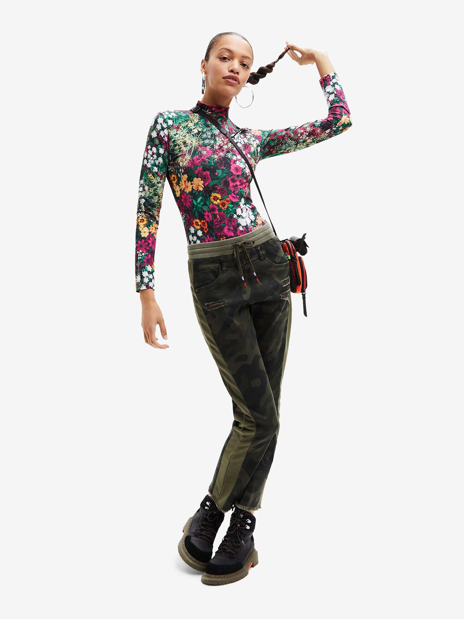 Desigual Tricou body 'Garden' verde deschis / fucsia / negru / alb - Pled.ro