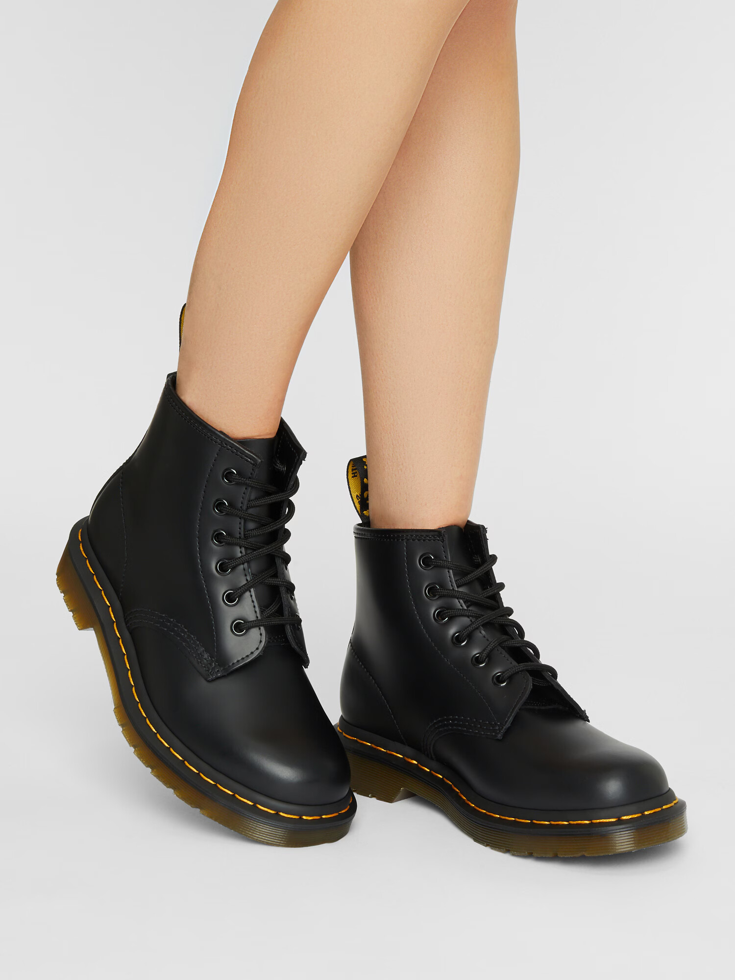 Dr. Martens Bocanci cu șireturi negru - Pled.ro