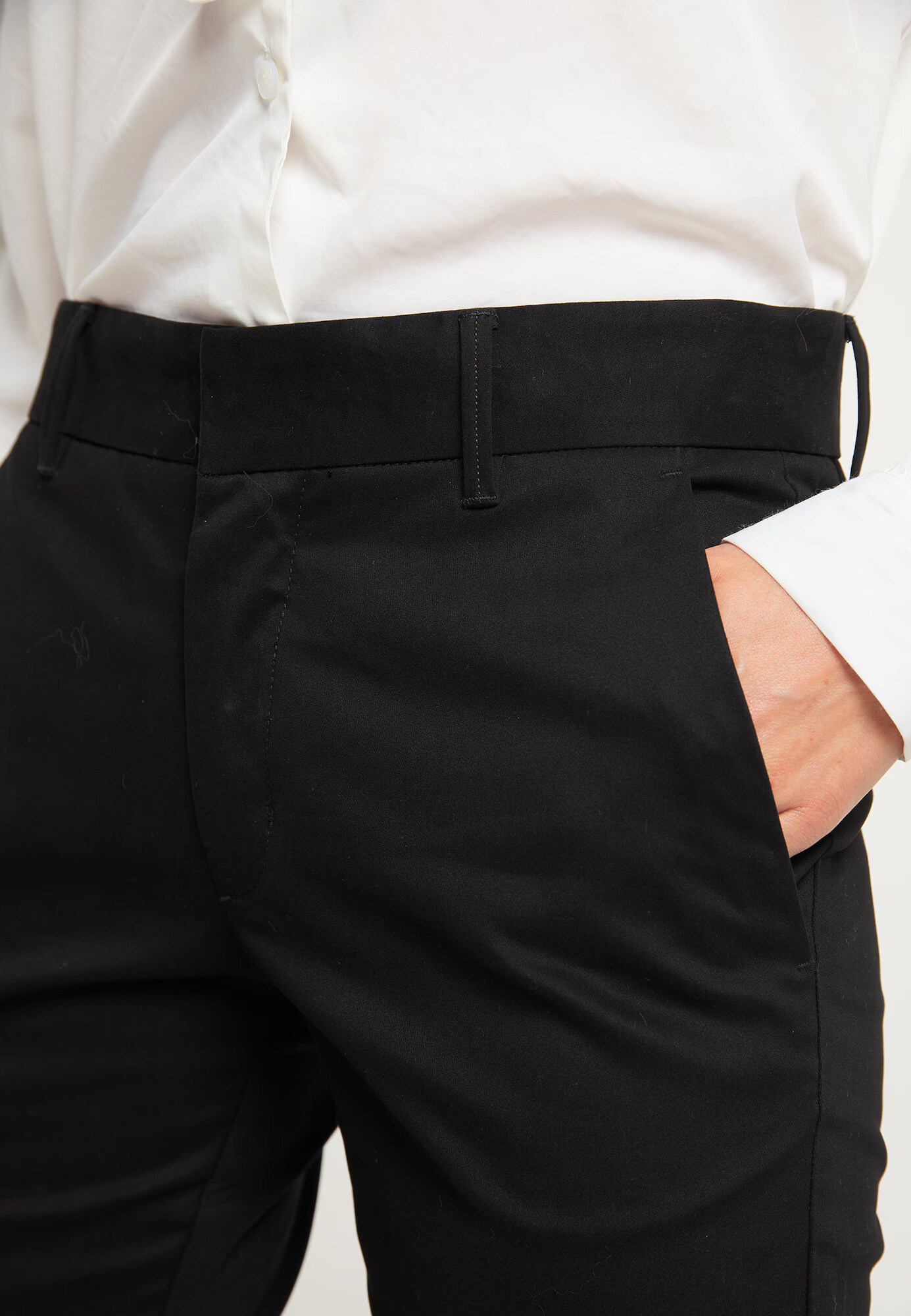 DreiMaster Klassik Pantaloni negru - Pled.ro