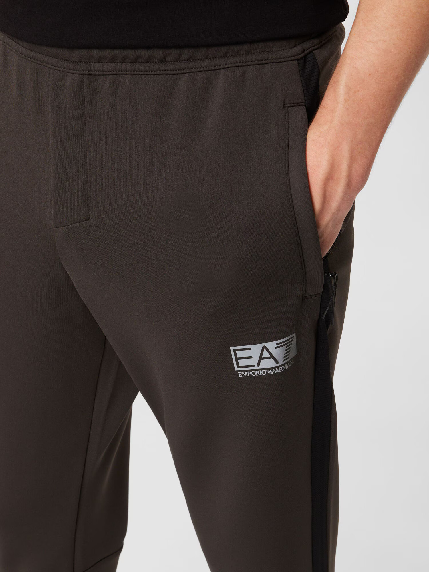 EA7 Emporio Armani Pantaloni sport negru - Pled.ro