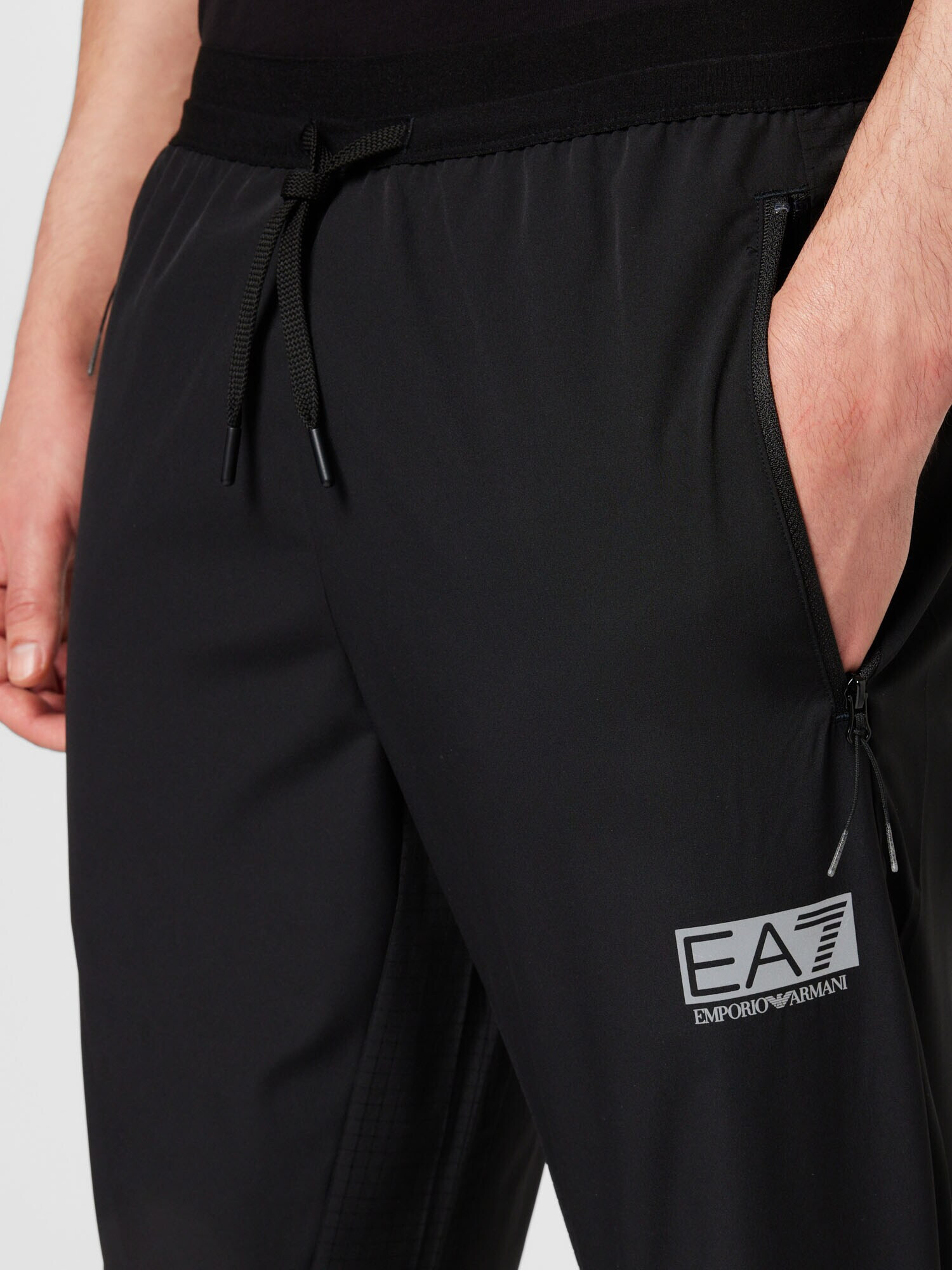 EA7 Emporio Armani Pantaloni sport negru / alb - Pled.ro