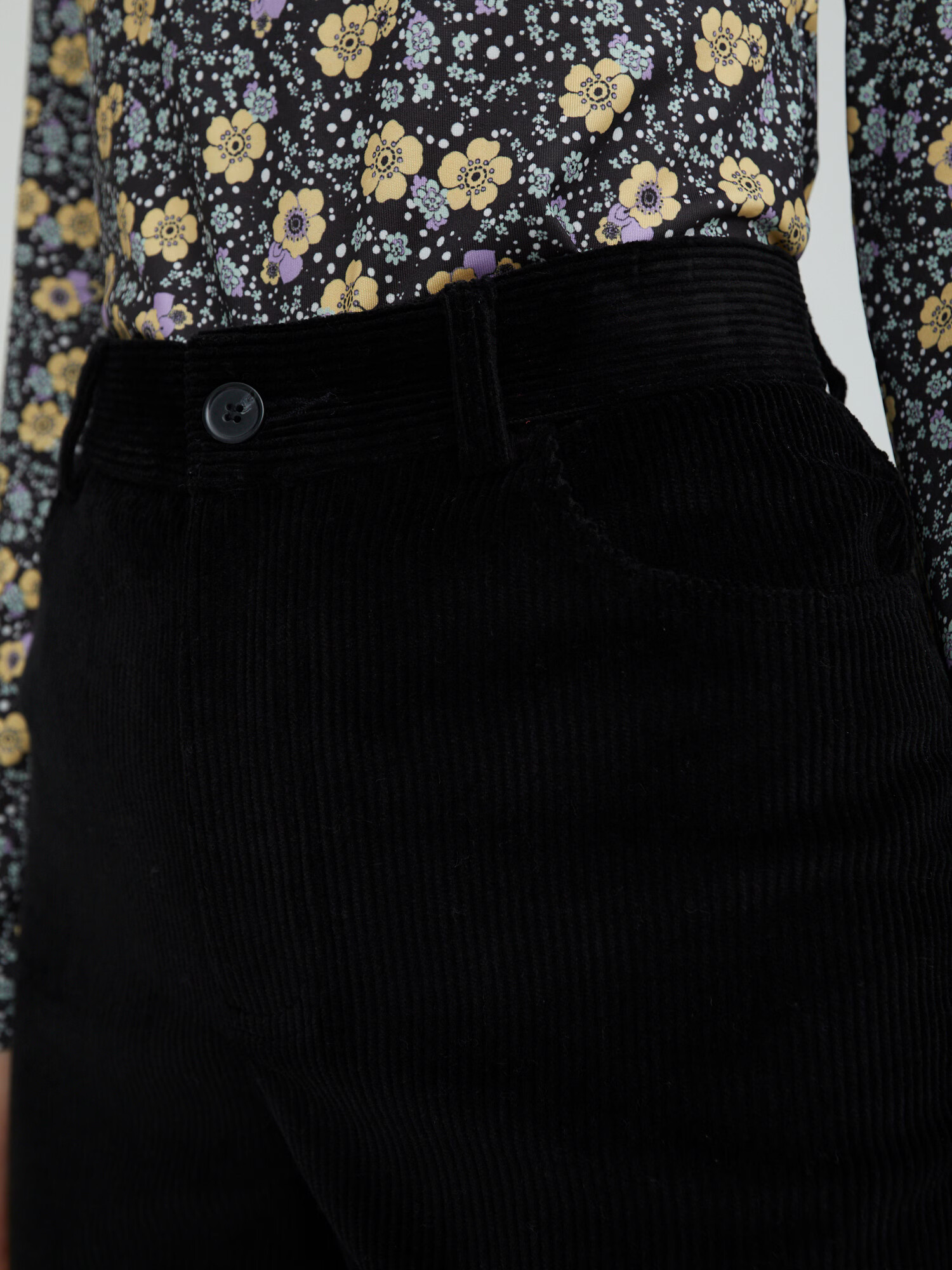 EDITED Pantaloni 'Arden' negru - Pled.ro