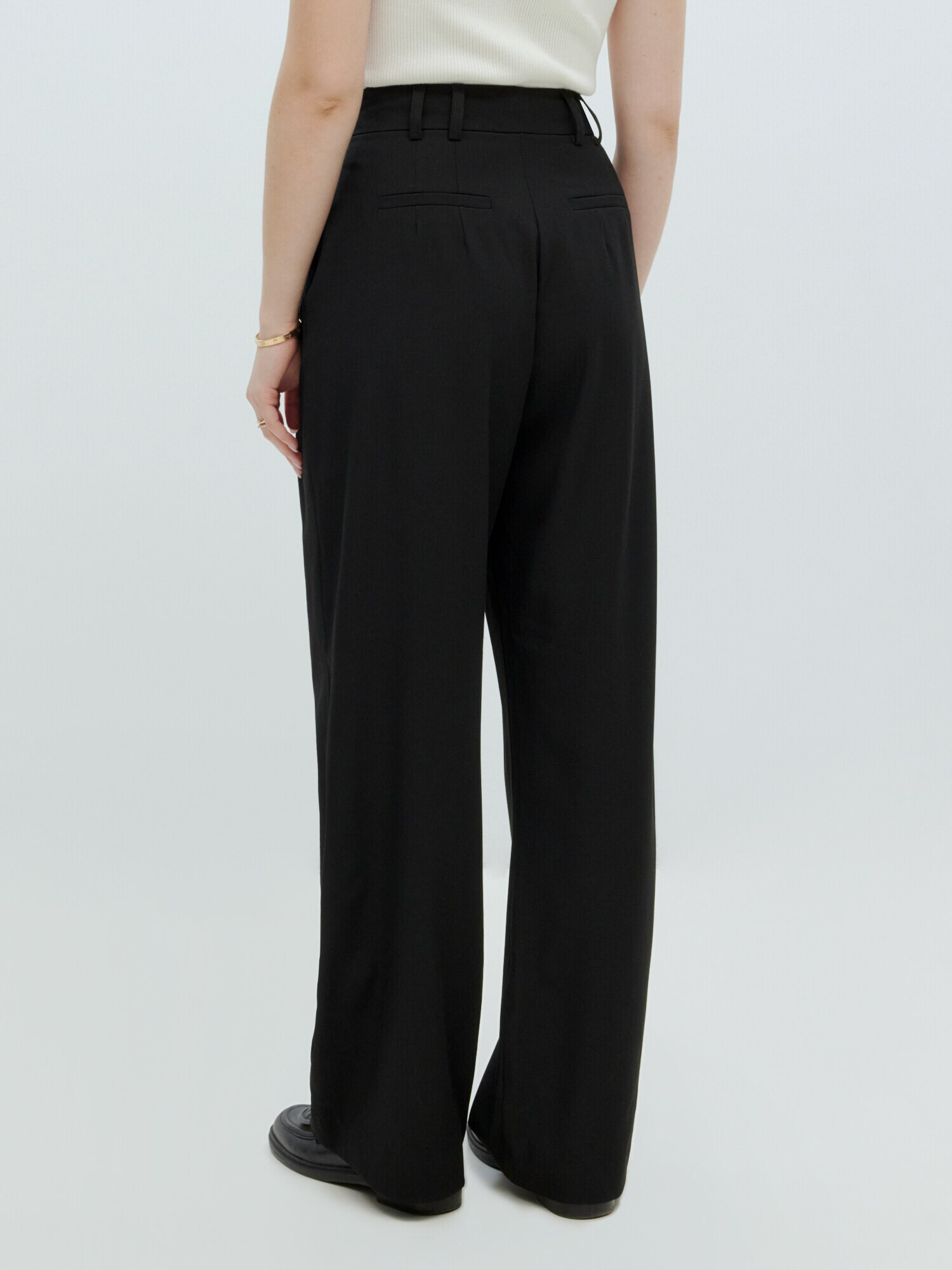 EDITED Pantaloni 'Berte Tall' negru - Pled.ro