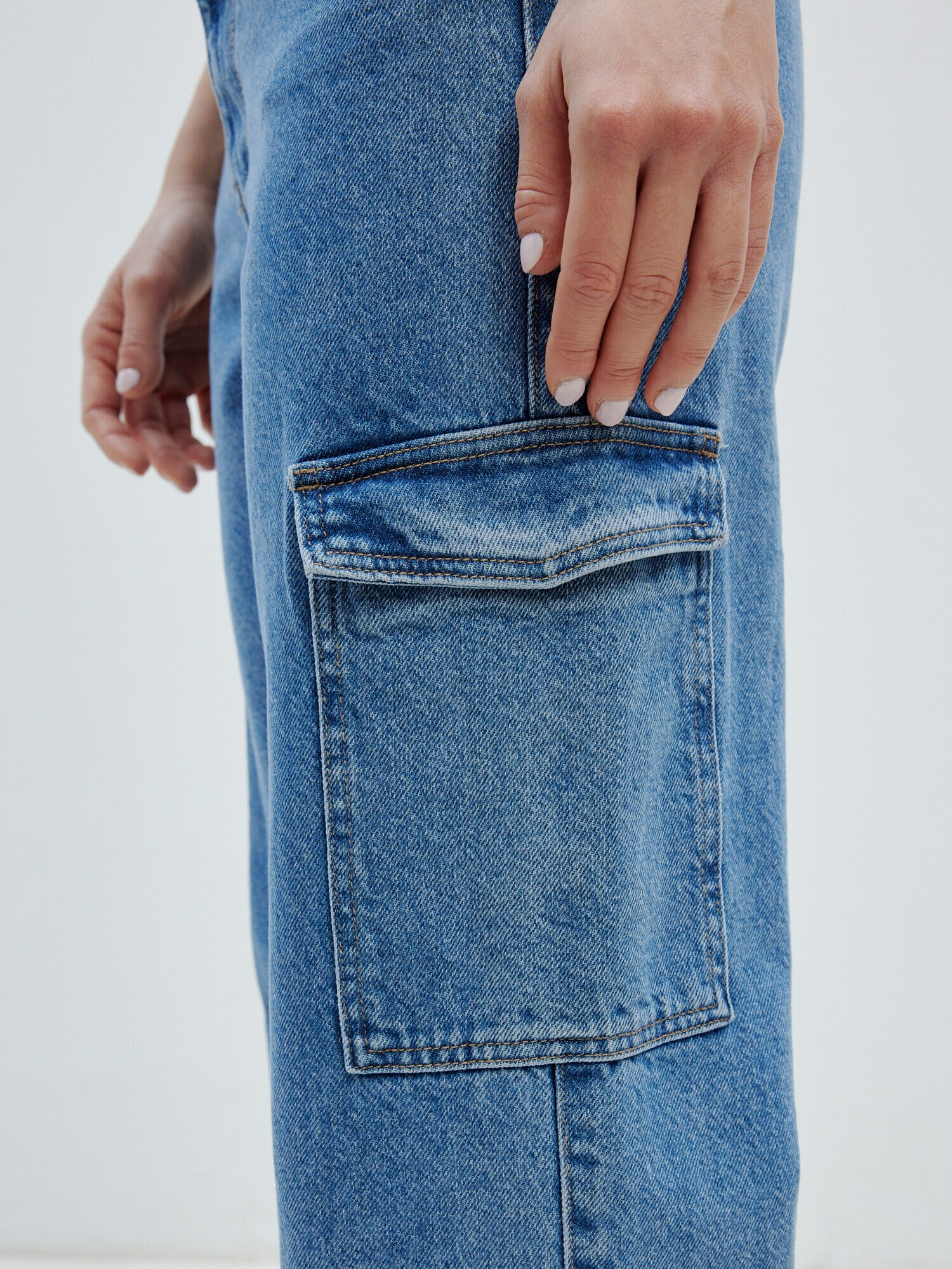 EDITED Pantaloni eleganți 'Nalu' albastru denim - Pled.ro