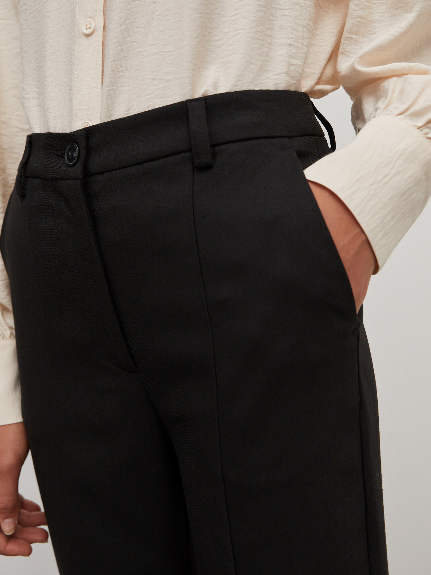 EDITED Pantaloni 'Emery' negru - Pled.ro