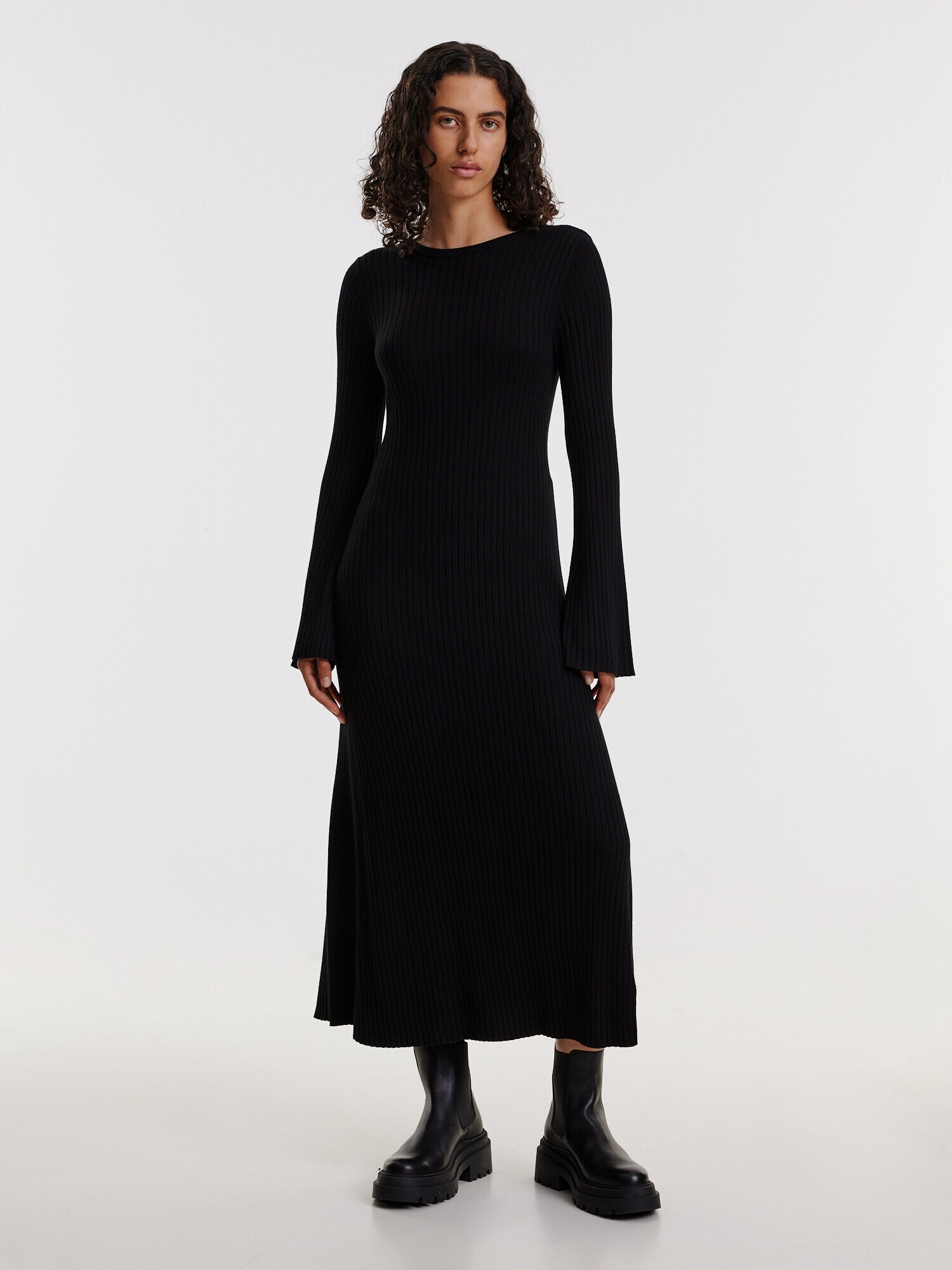 EDITED Rochie 'Noomi' negru - Pled.ro