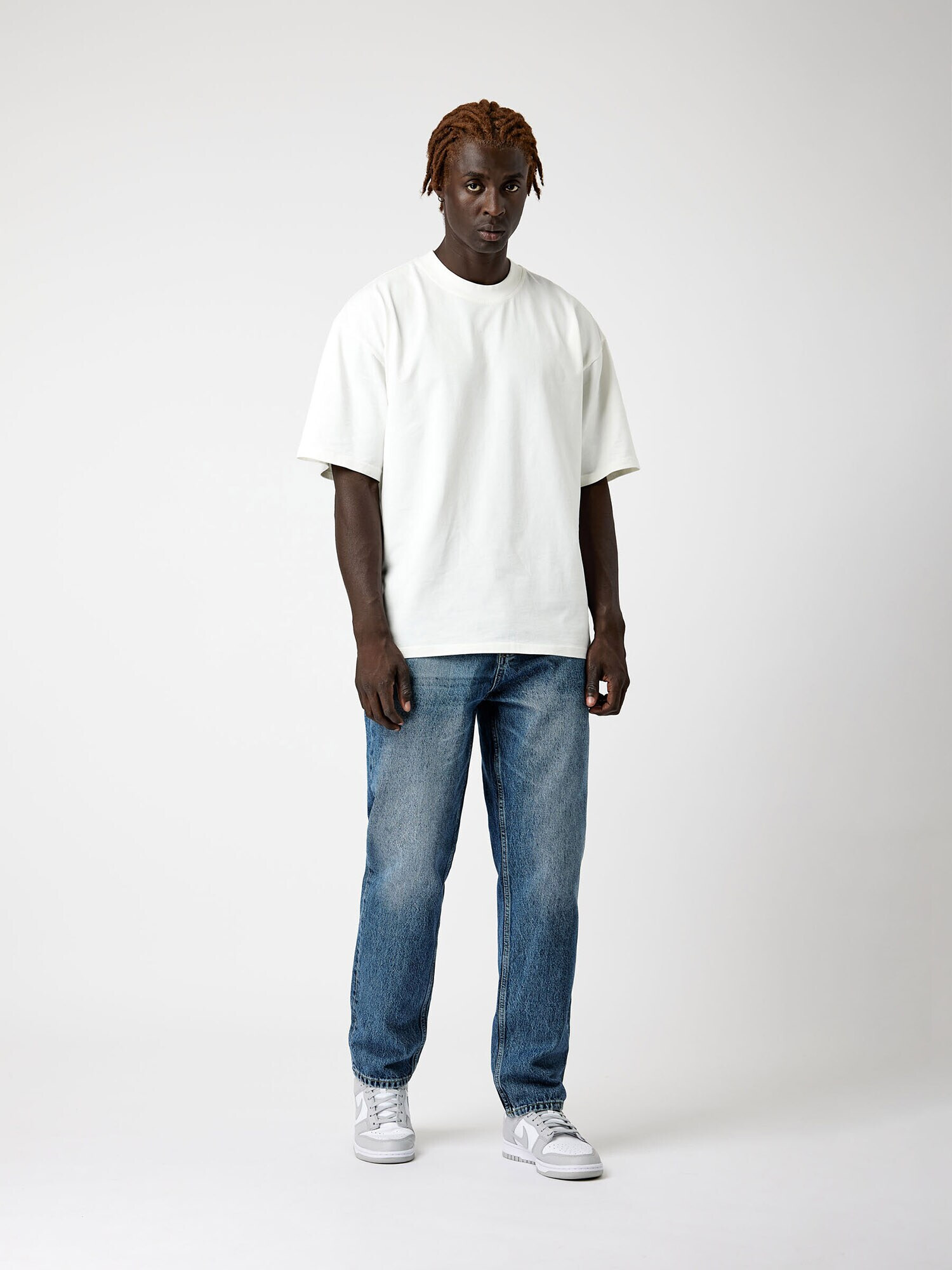 EIGHTYFIVE Jeans 'Carrot' albastru denim - Pled.ro