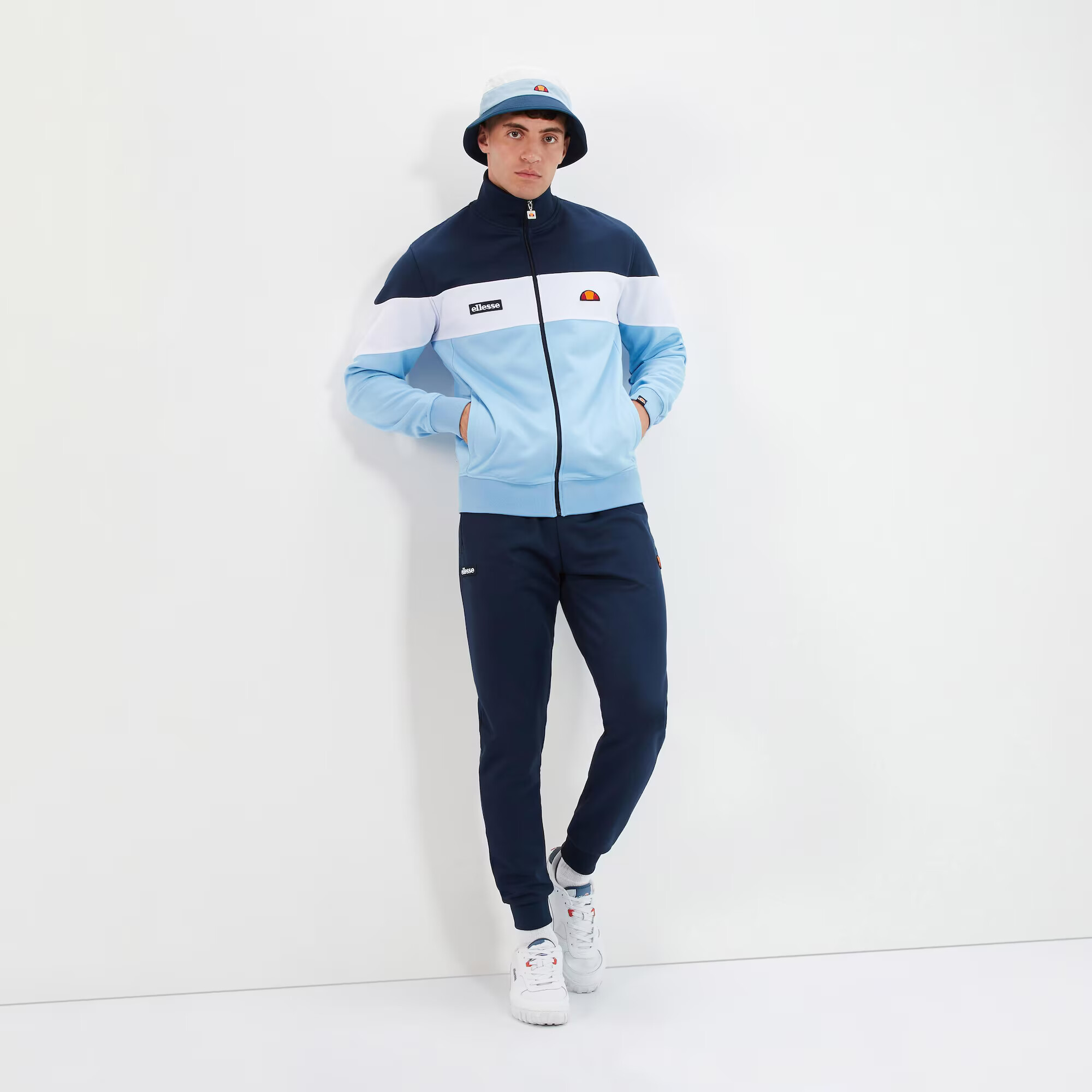 ELLESSE Hanorac 'Caprini' albastru / bleumarin / alb - Pled.ro