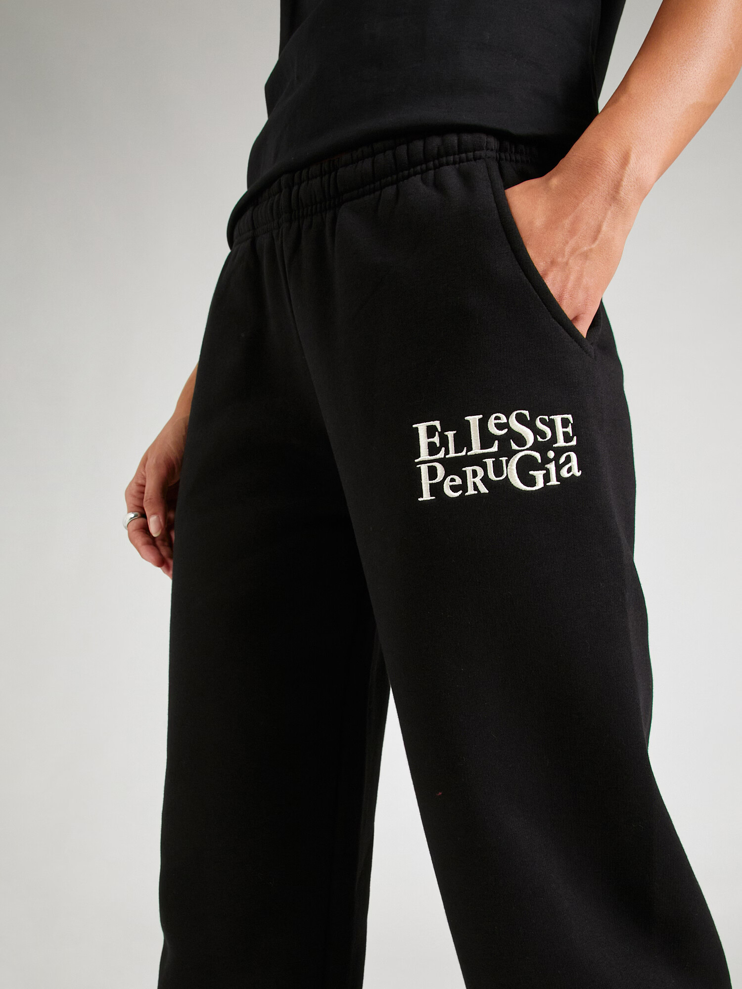 ELLESSE Pantaloni galben deschis / negru - Pled.ro