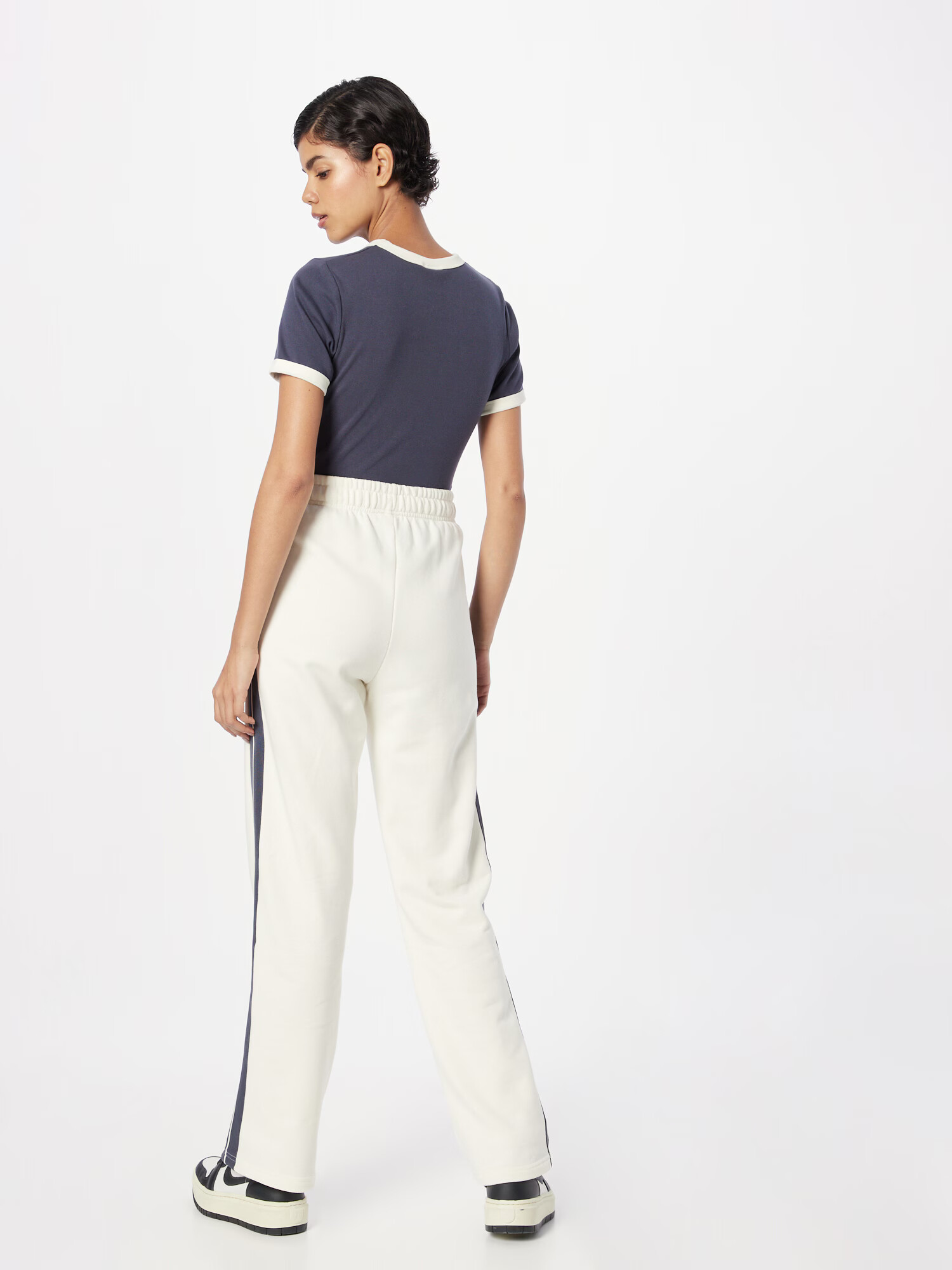 ELLESSE Pantaloni 'Jance' albastru marin / alb murdar - Pled.ro